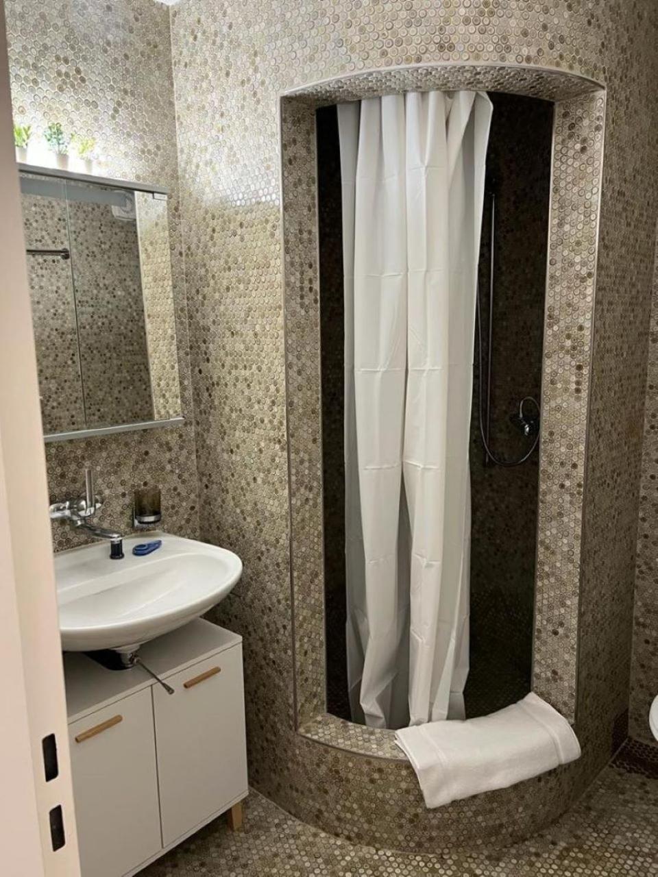 Charming 3 Bedroom Duplex
