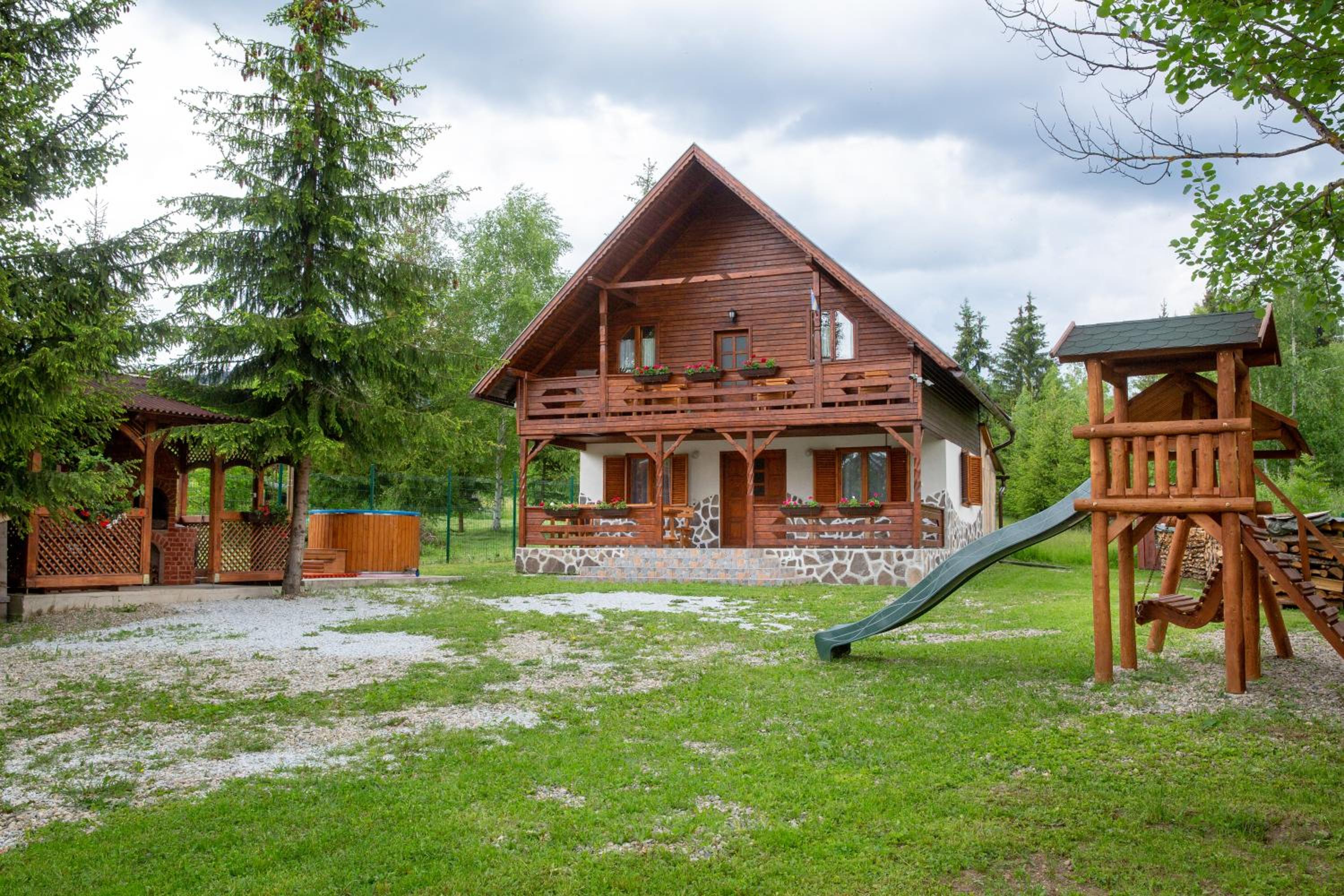 Kamilla Vendégház Borzont view 3