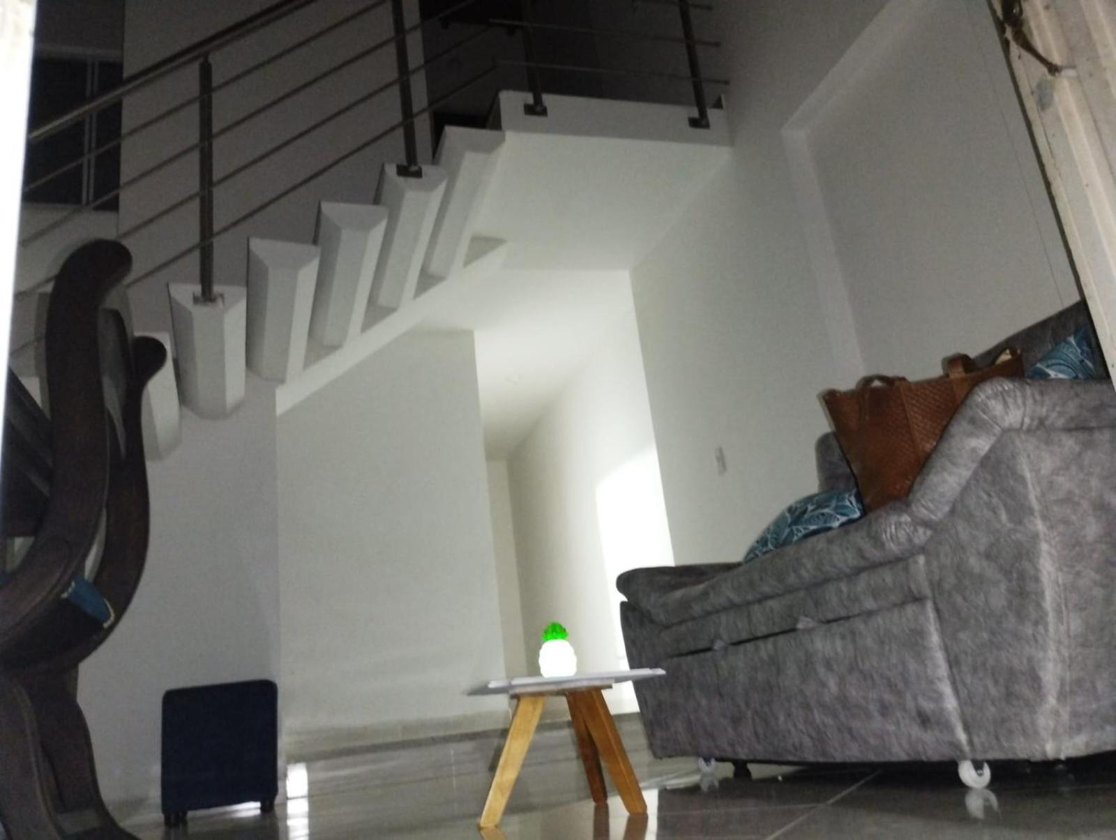 CASA MAS GARAJE con Piscina fuera del alojamiento a 2 K m s