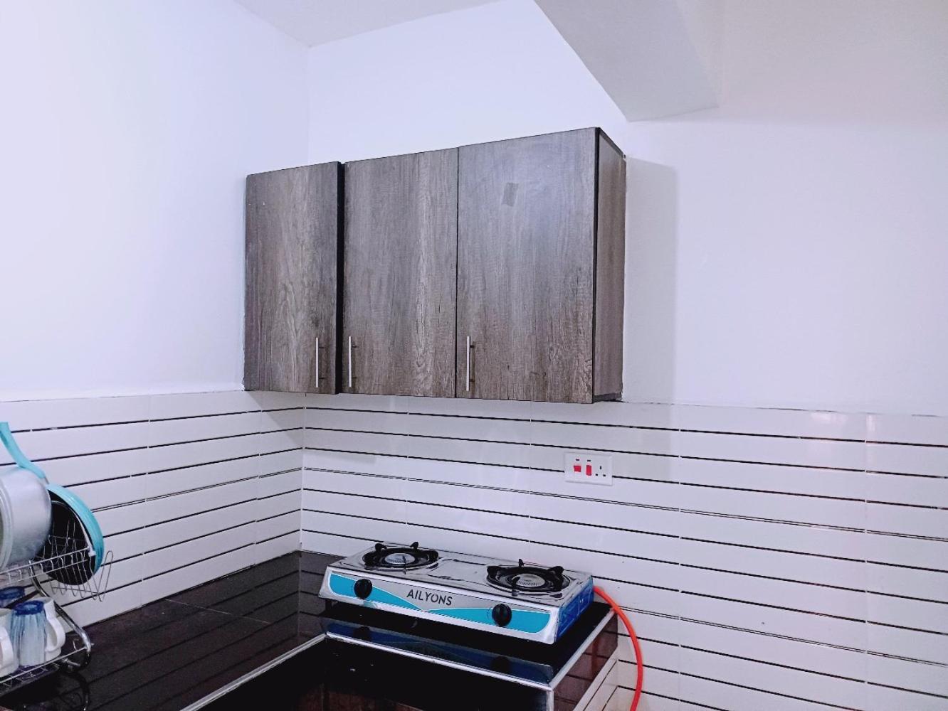 Cozy Spacious Newly Furnished Studio