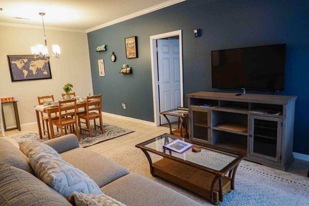 Boho Rehoboth condo-2bd/3.7mi beach/.5mi outlets view 3
