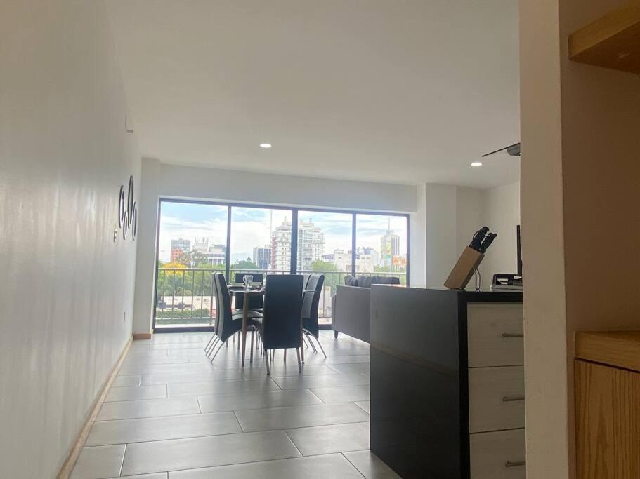 Chapultepec Prime Location: Pool, Rooftop, Parking, Speed WiFi. 01