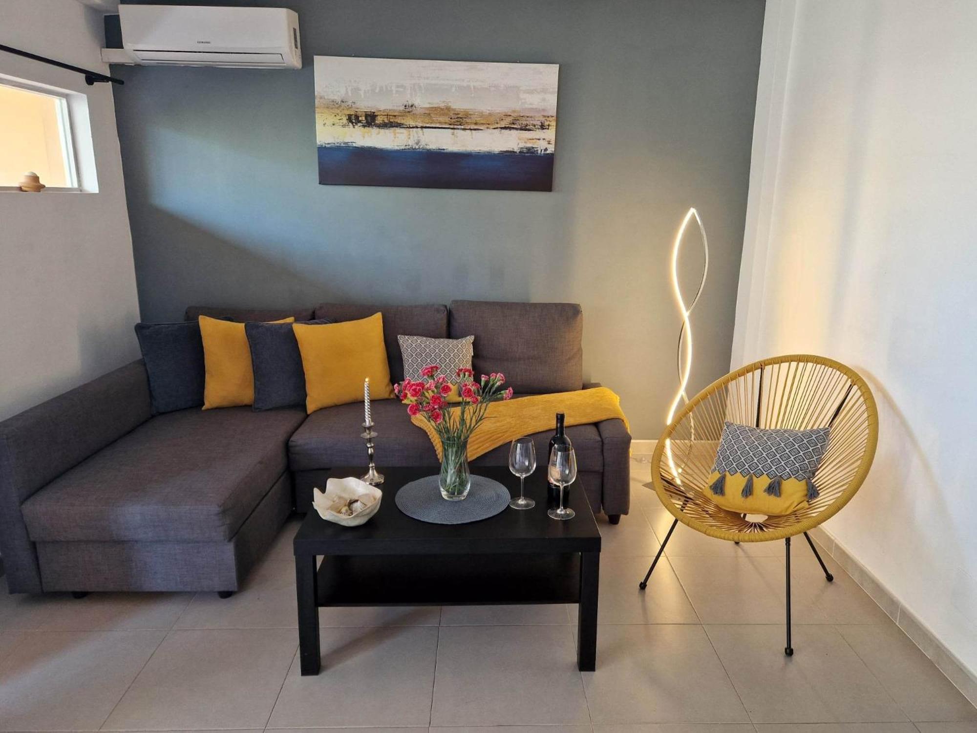 Acapulco Apartment with pool