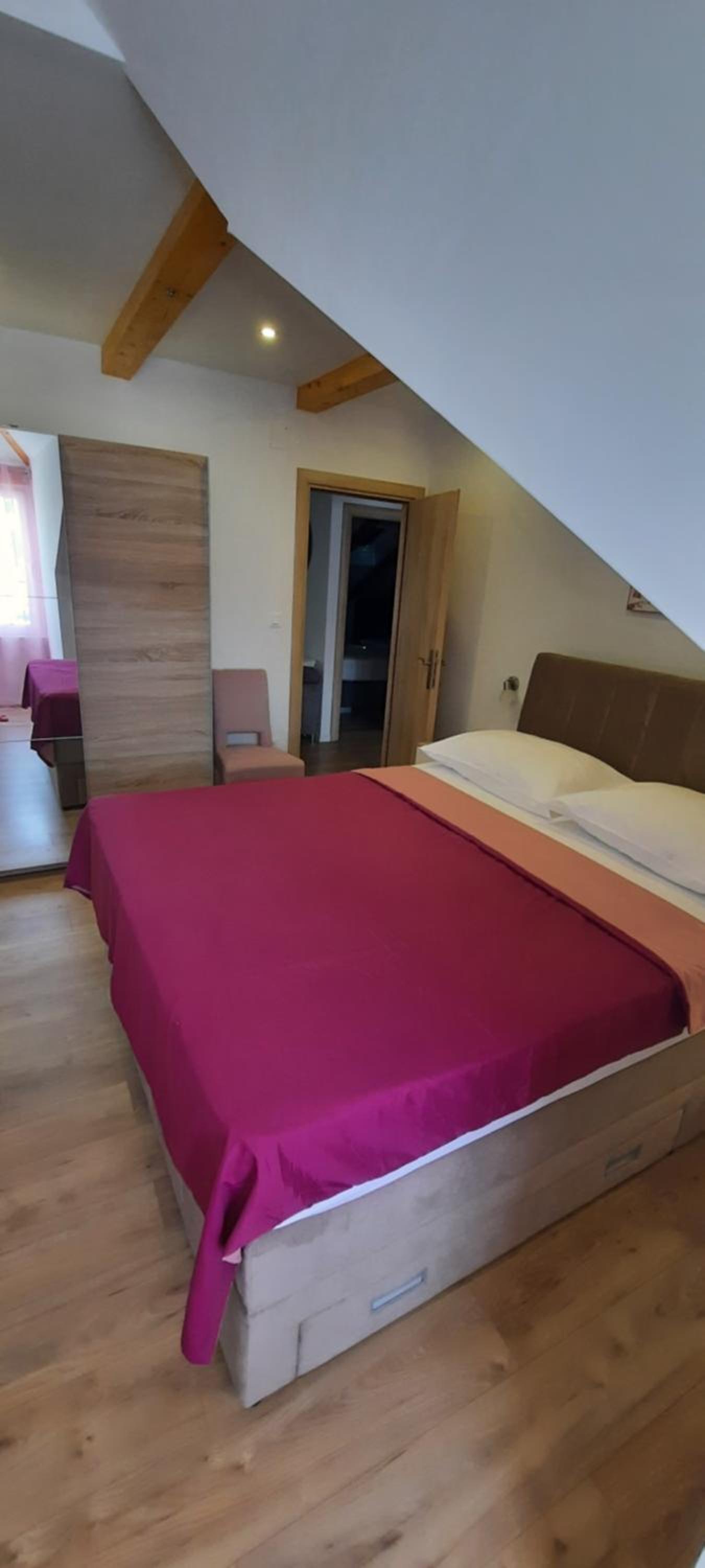 Photo 41