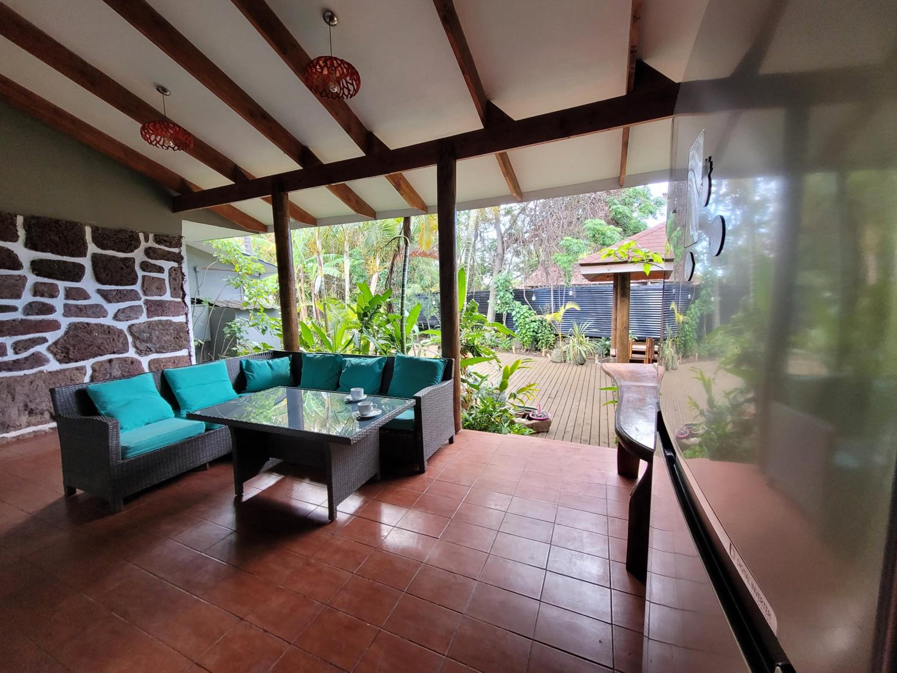 Te Ariki - Adults Only