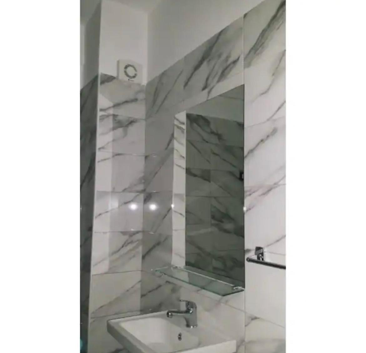 Leon Lungomare apartment photo 3