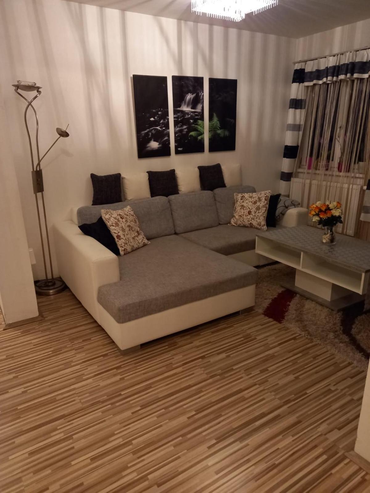 S&W Apartment Loserblick