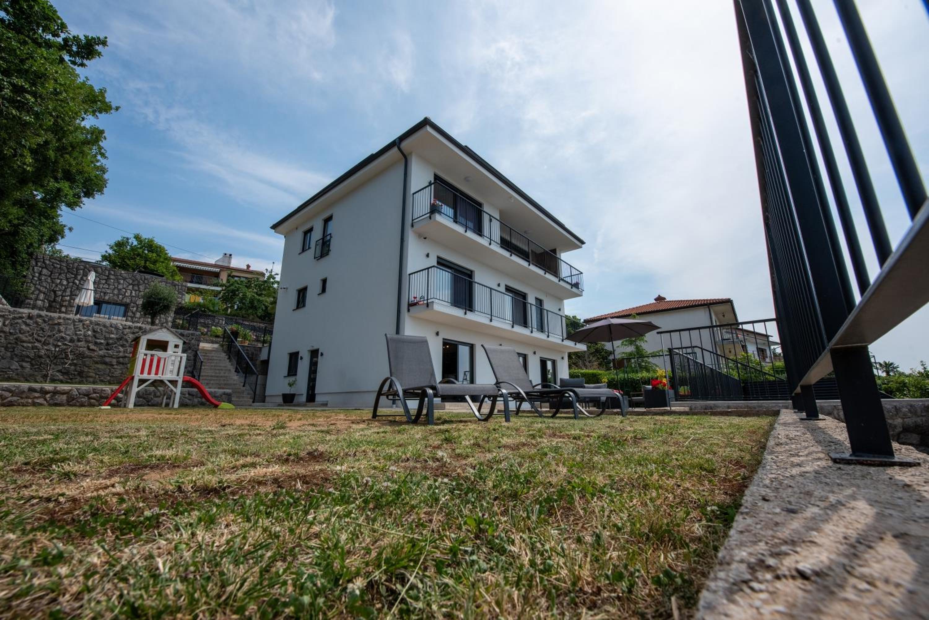 Hotel Apartments Alba Chiara - Image 1