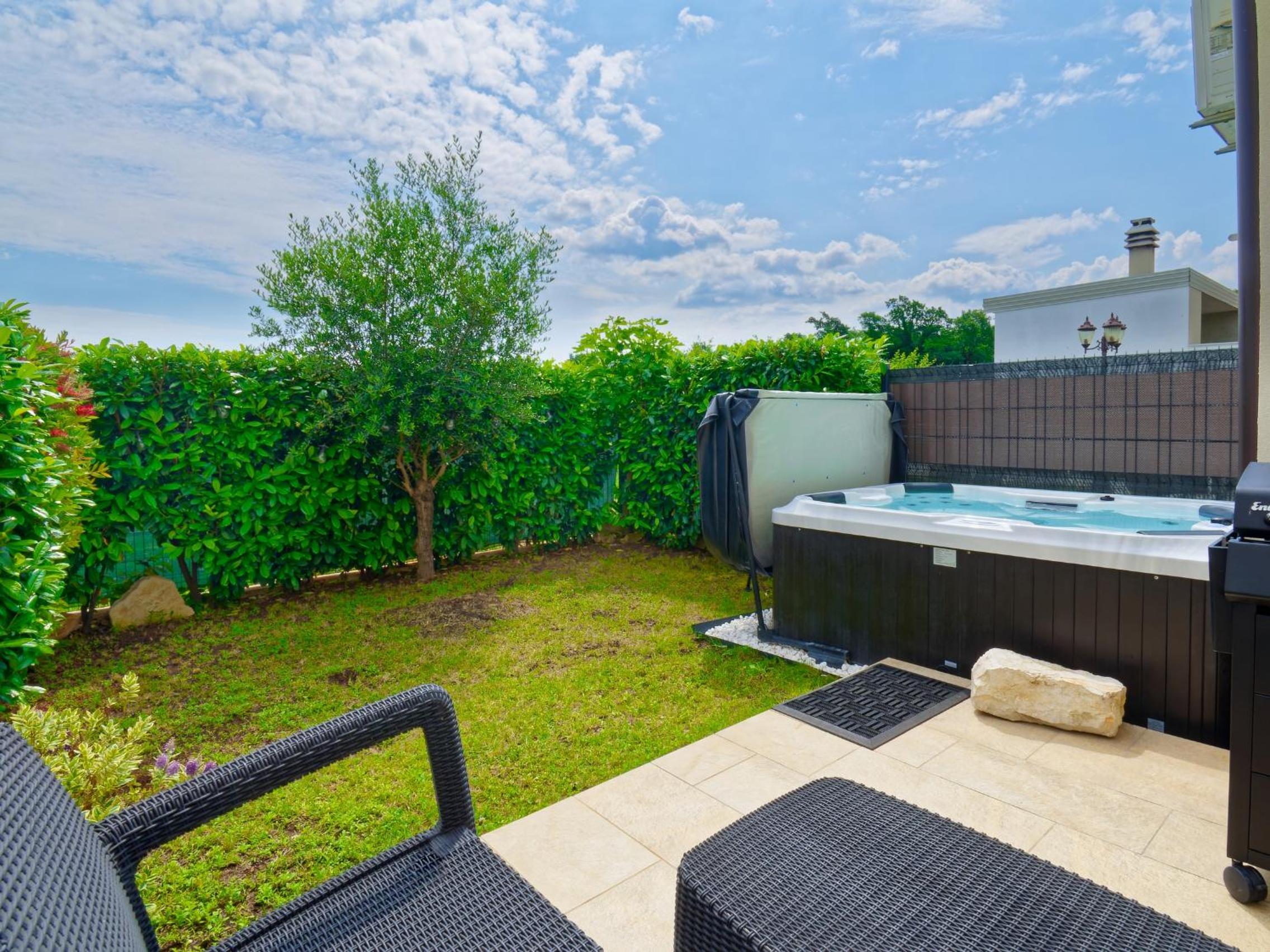 Holiday Home Piccolo Paradiso by Rent Istria view 2