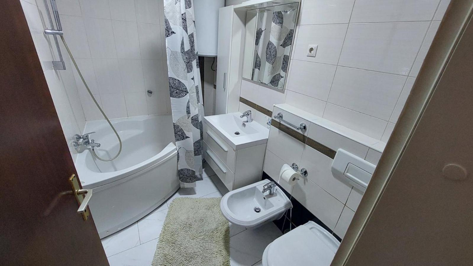 Apartments Aynur