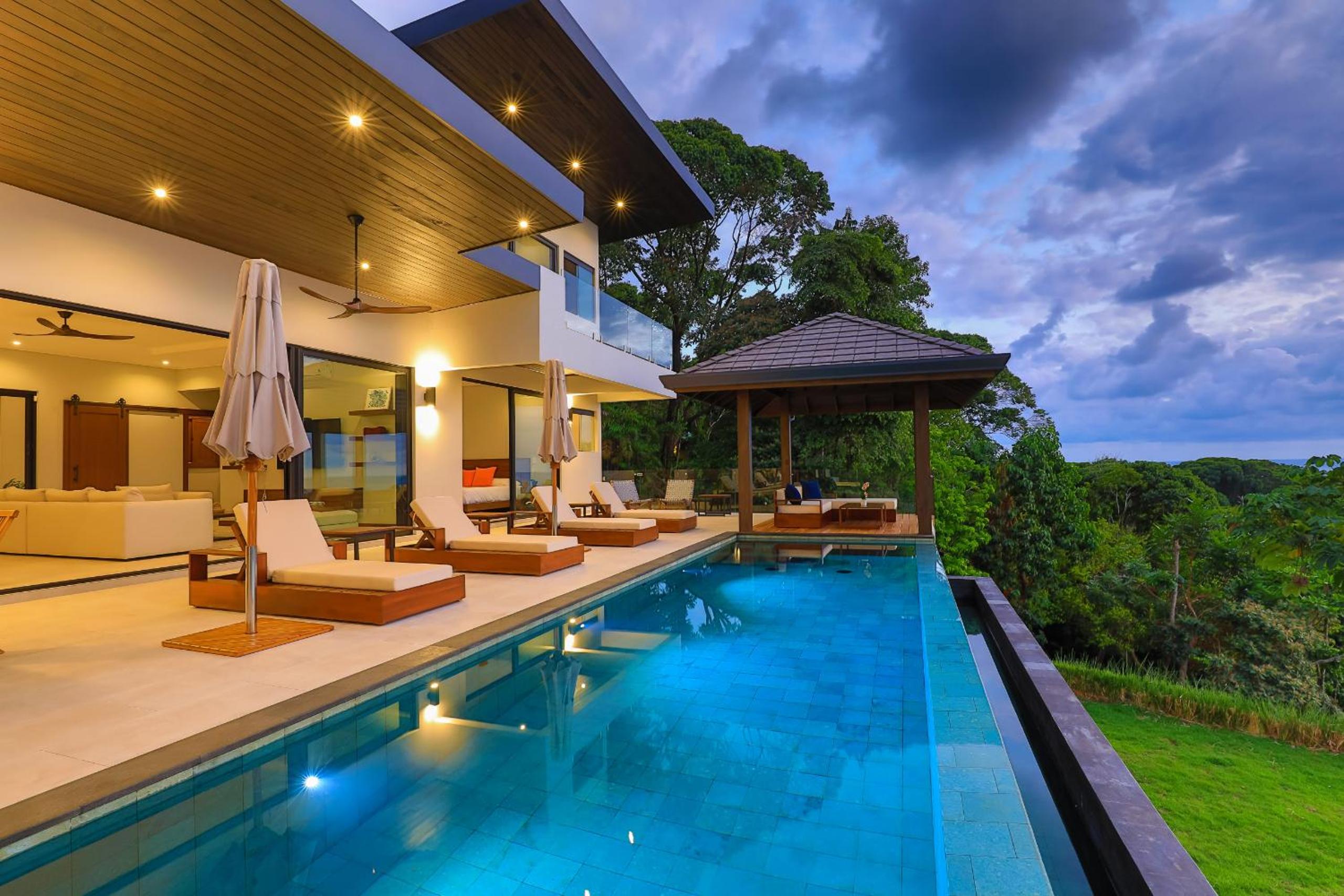 Casa Solaz - by Pura Villas