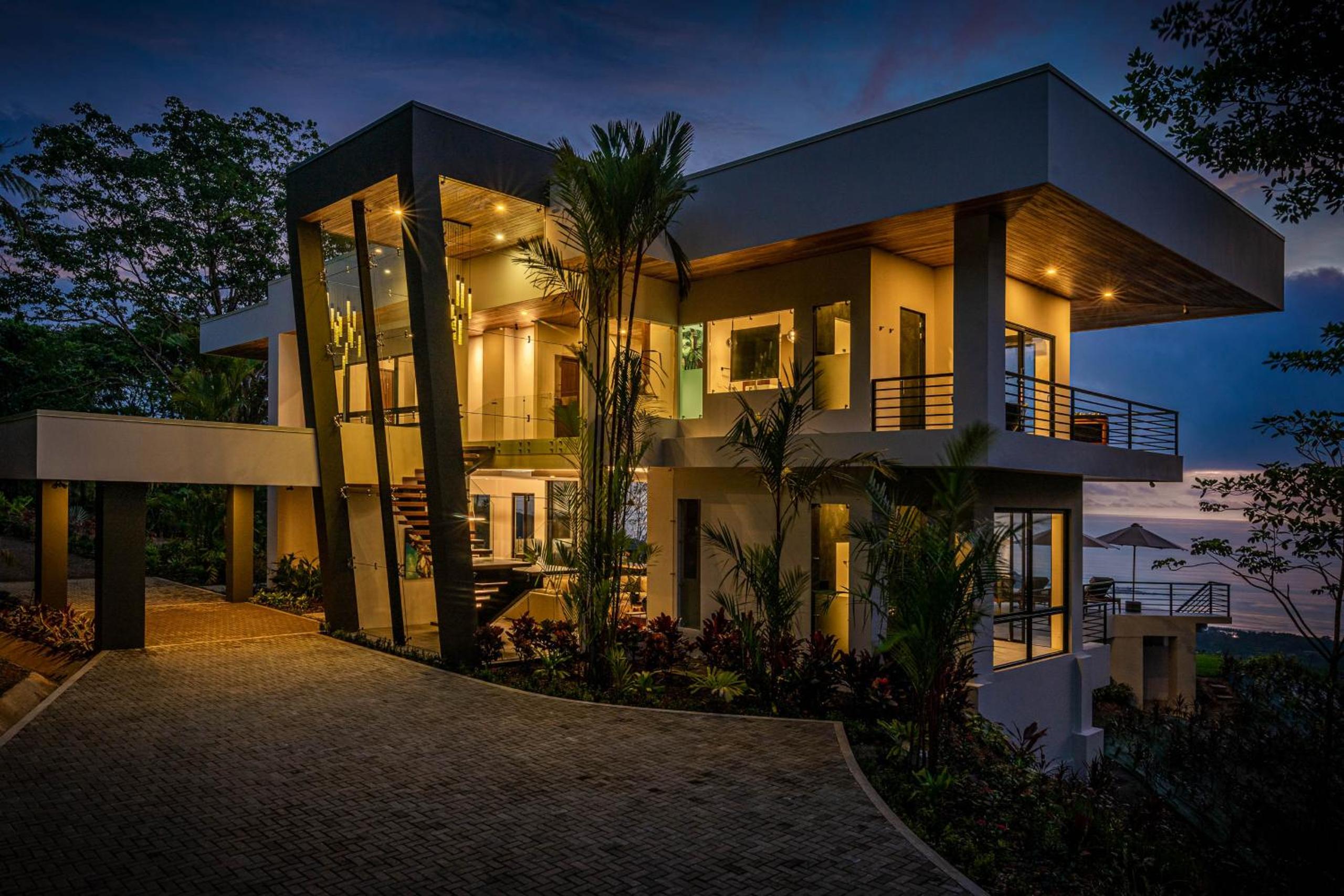 Casa Amigos - By Pura Villas