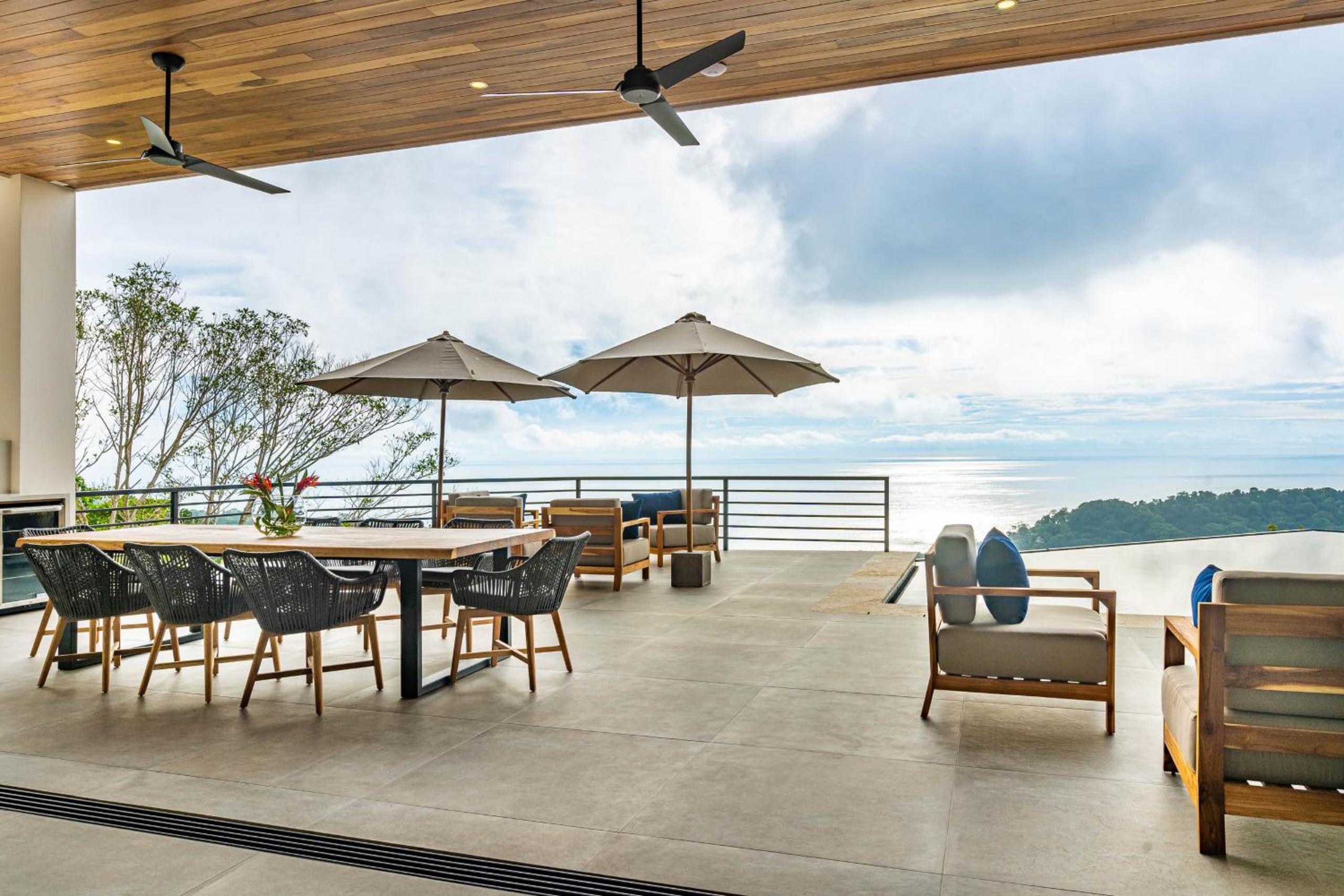 Casa Amigos - By Pura Villas
