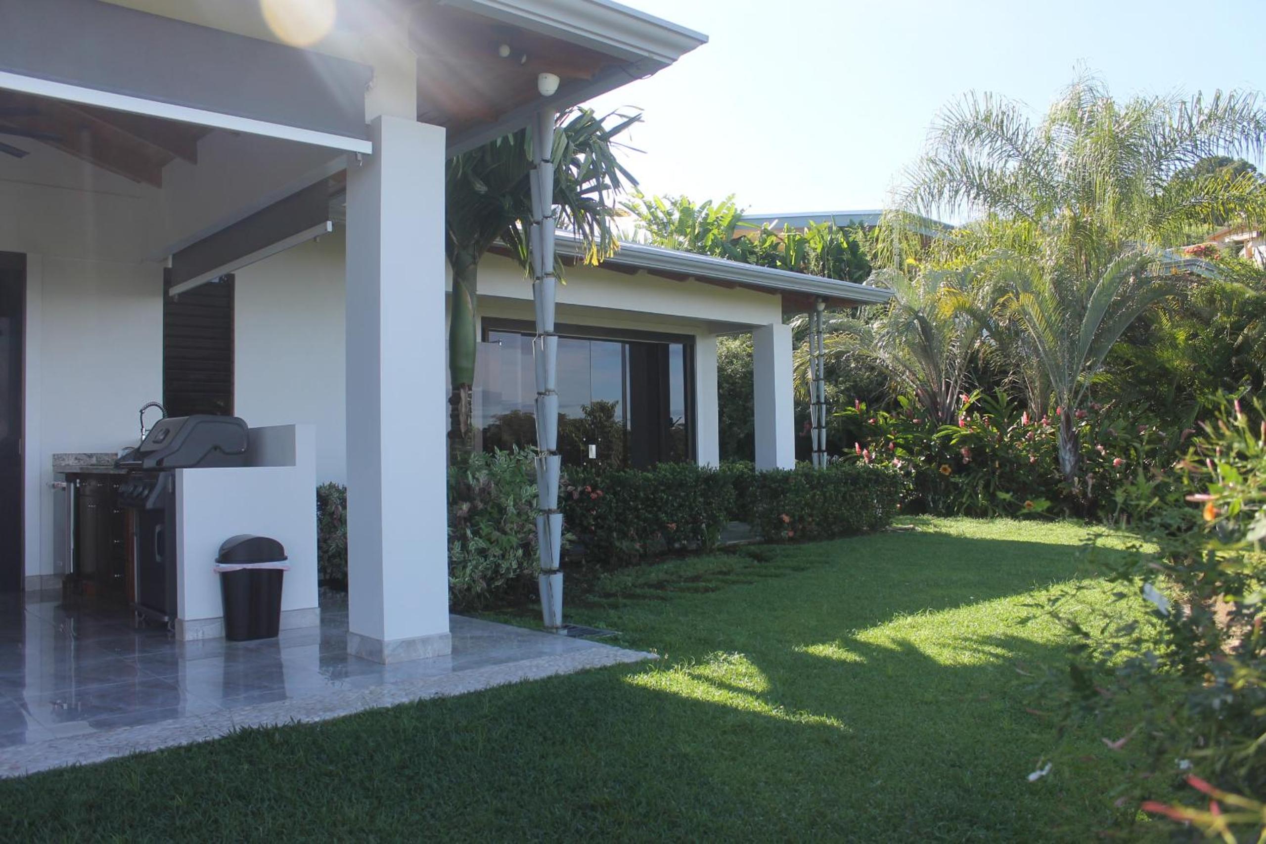 Hacienda Jaguar - by Pura Villas