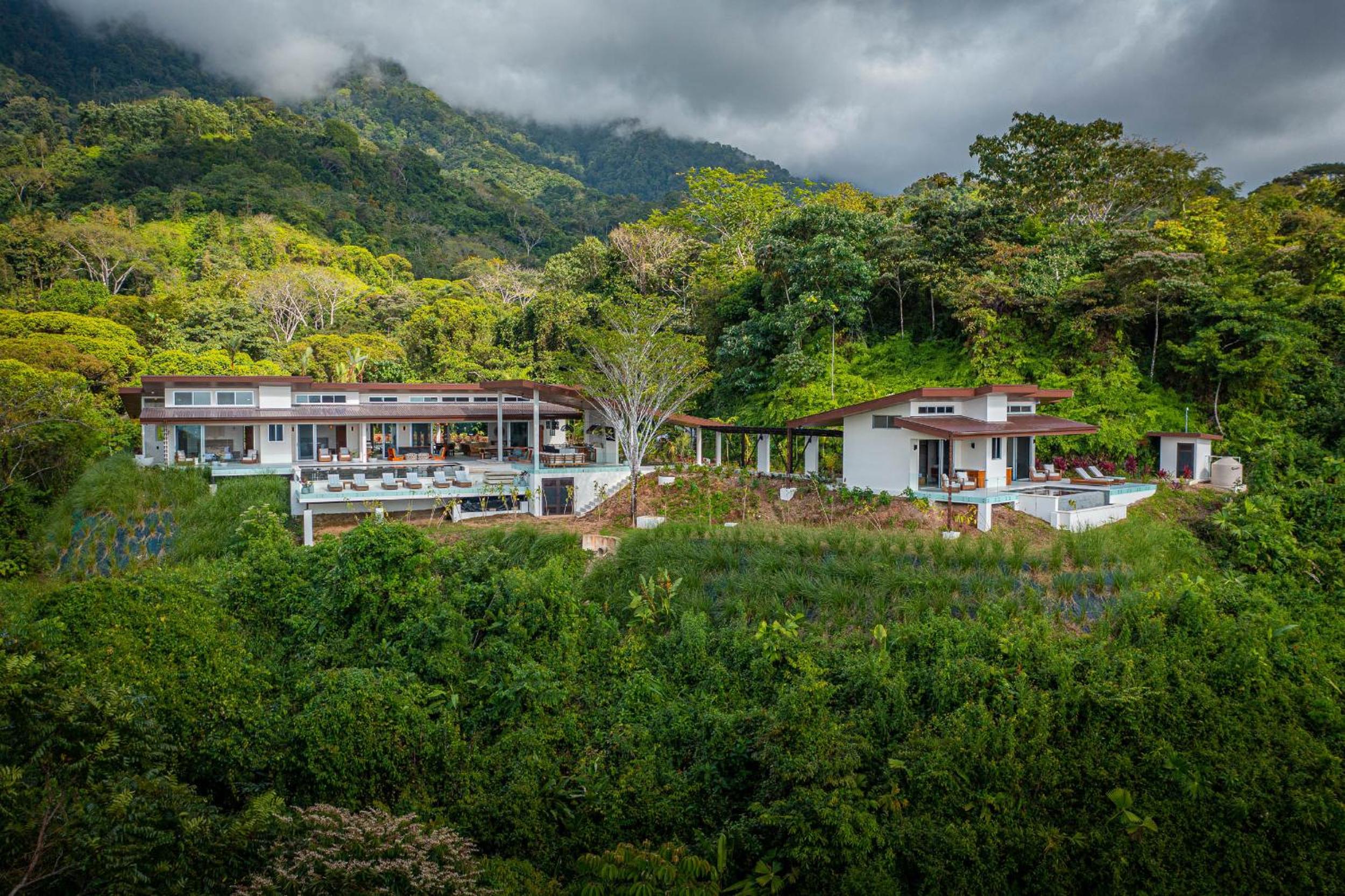 Casa Grande del Mar - by Pura Villas
