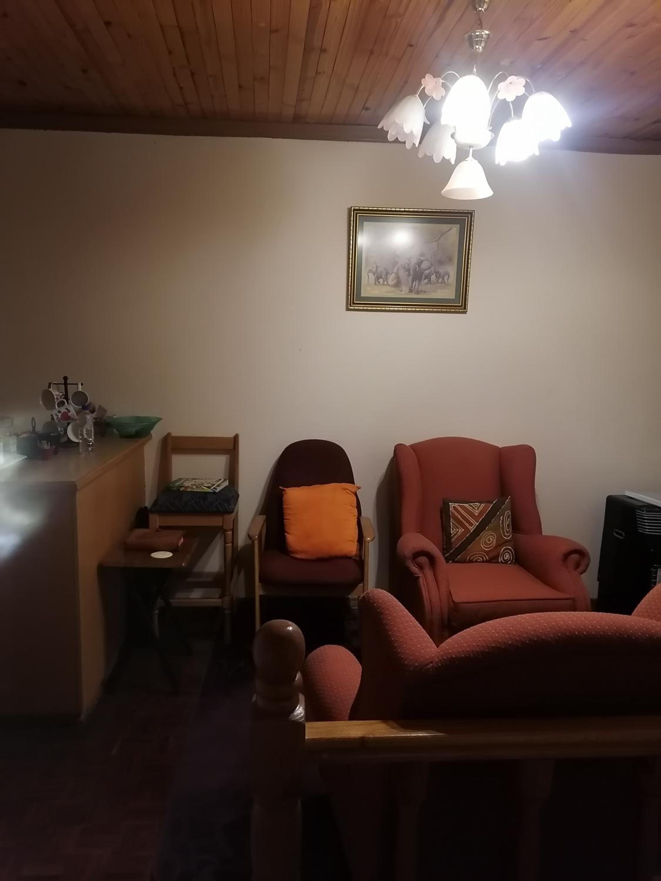 Tjibelu's Nest Guest Home