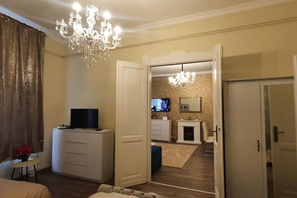Buda Center Apartment