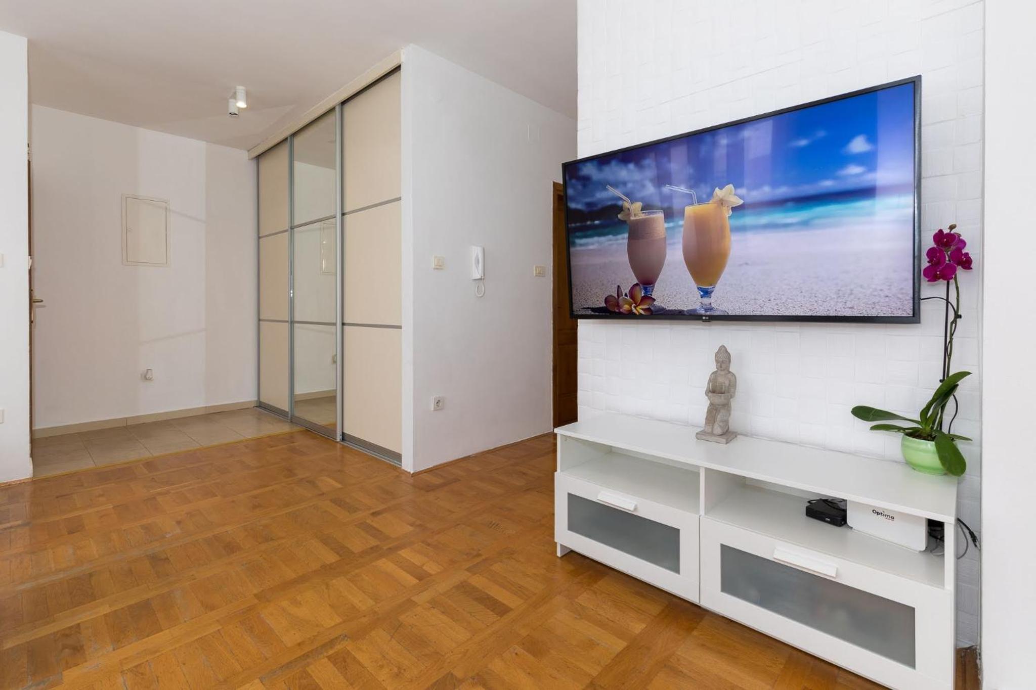 Apartman Equilibrium