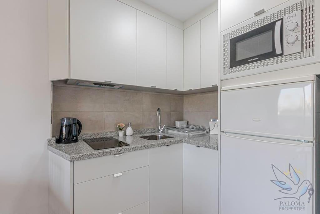 Precioso Apt de 1 habitación en Benalbeach view 3
