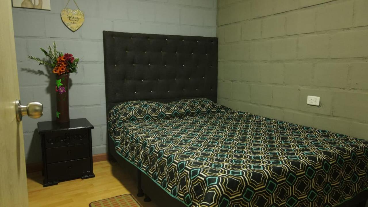Hostal Una Y Mil Noches