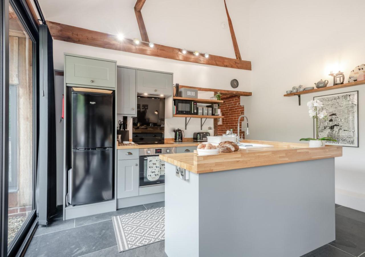 3 Bed in Wood Dalling oc-caba view 3