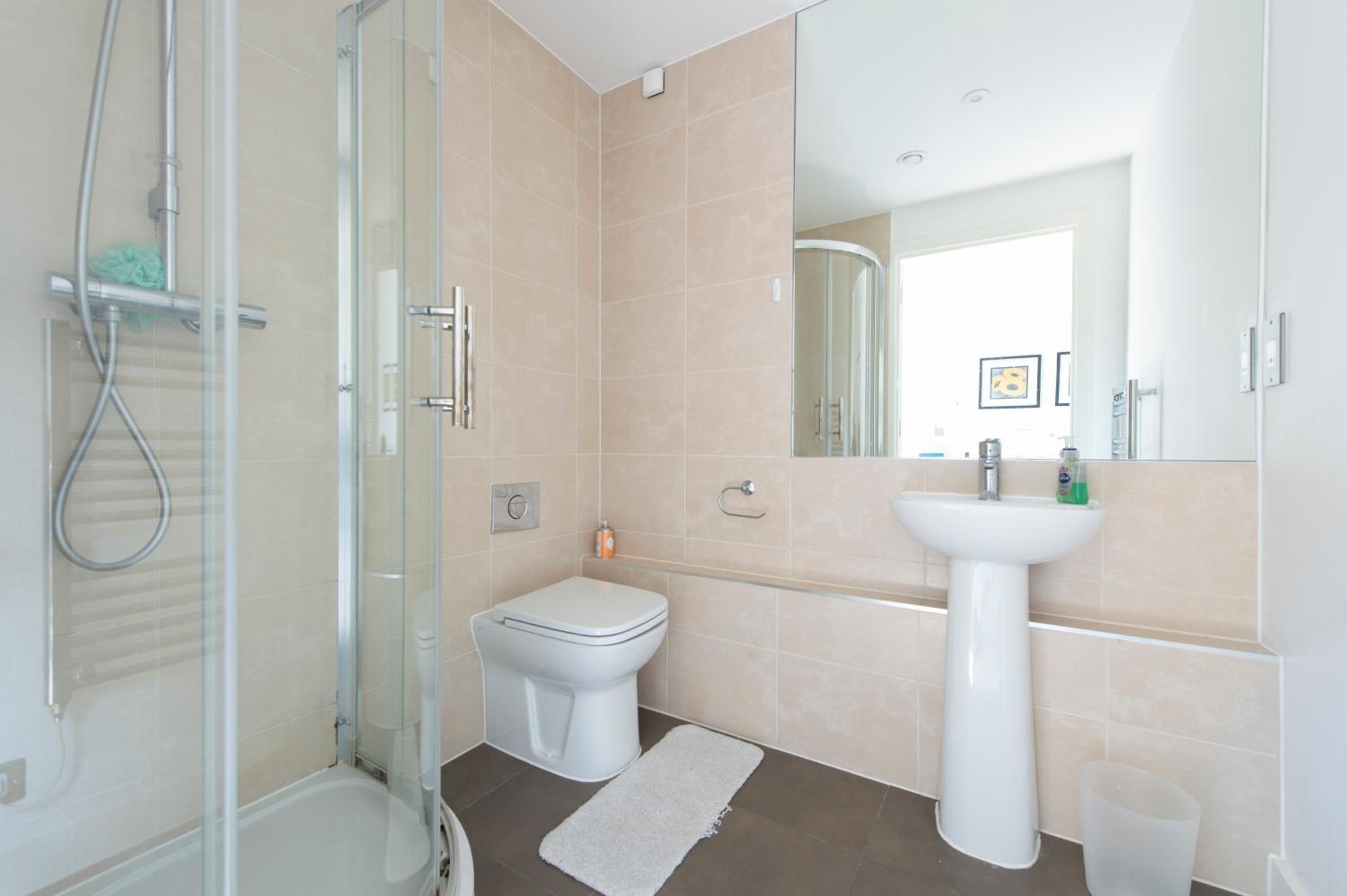 Luxury Apartment Canning Town