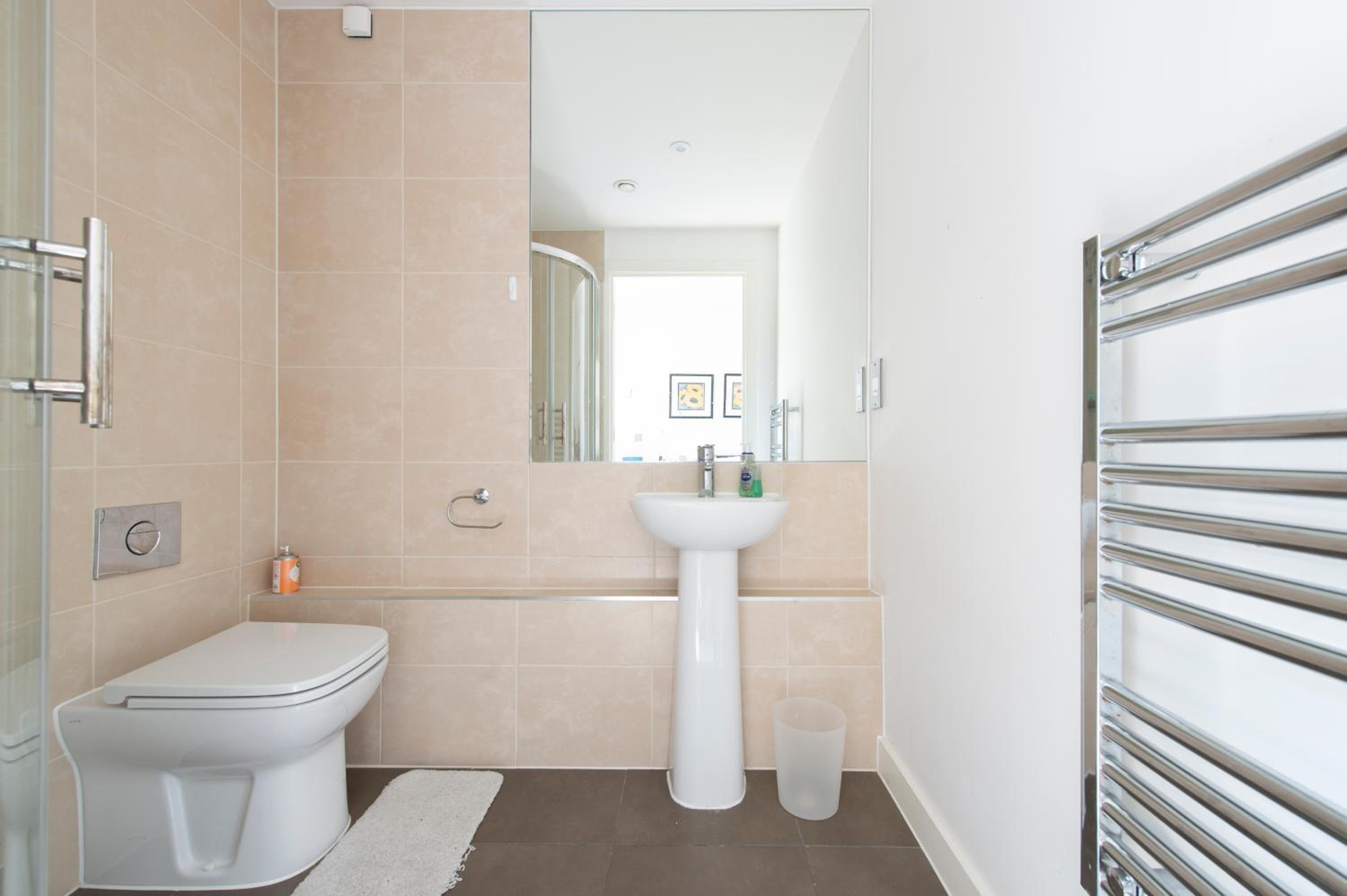 Luxury Apartment Canning Town