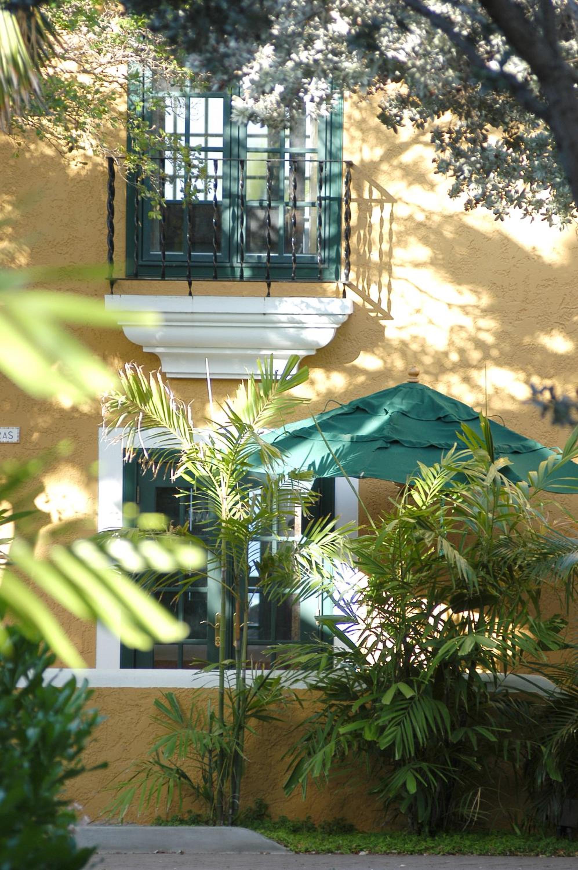 Harbour Village Beach Club