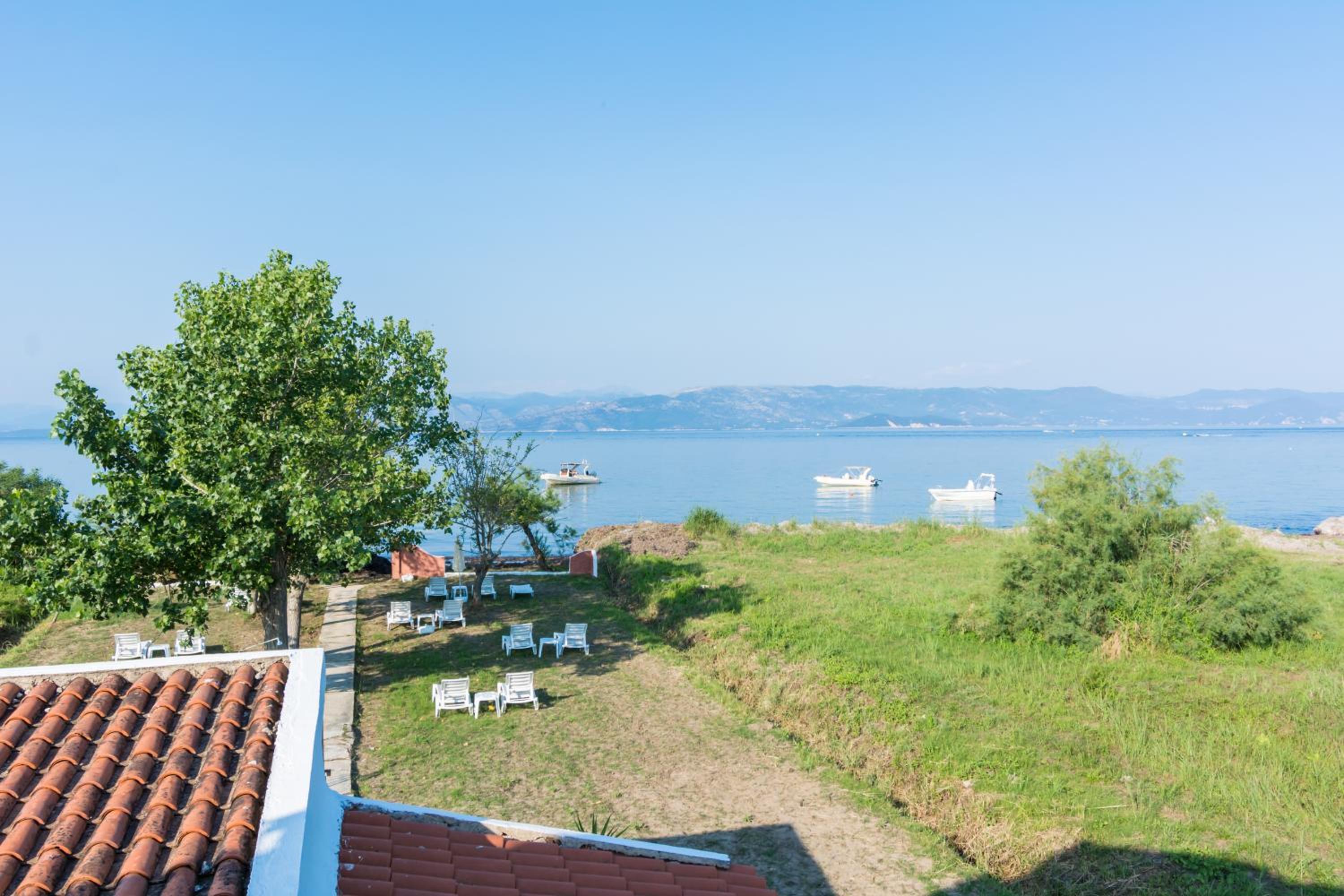 Melador beachfront studios photo 4