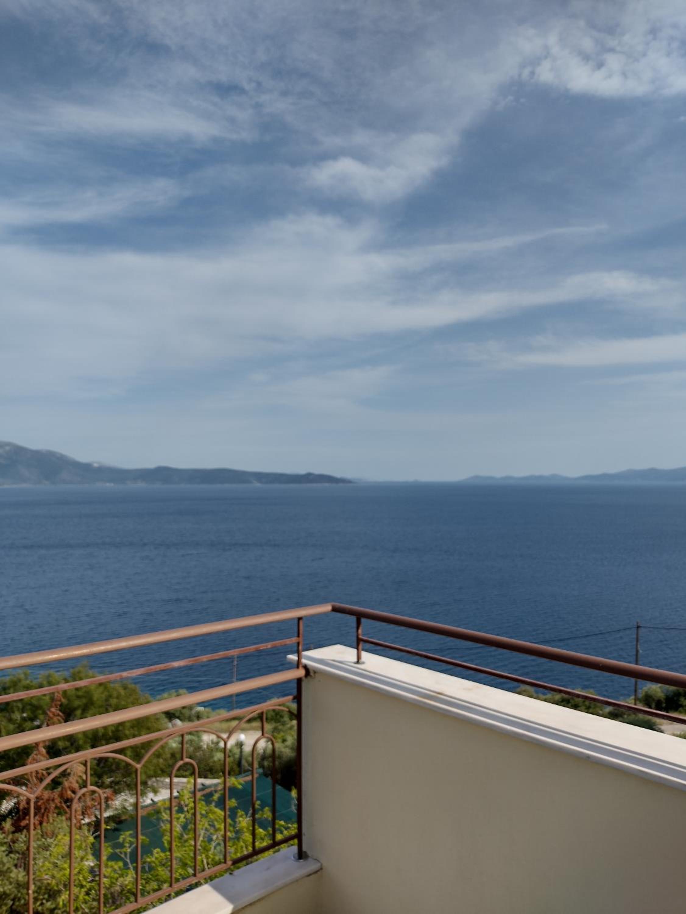 Villa Nireas in Evia view 2