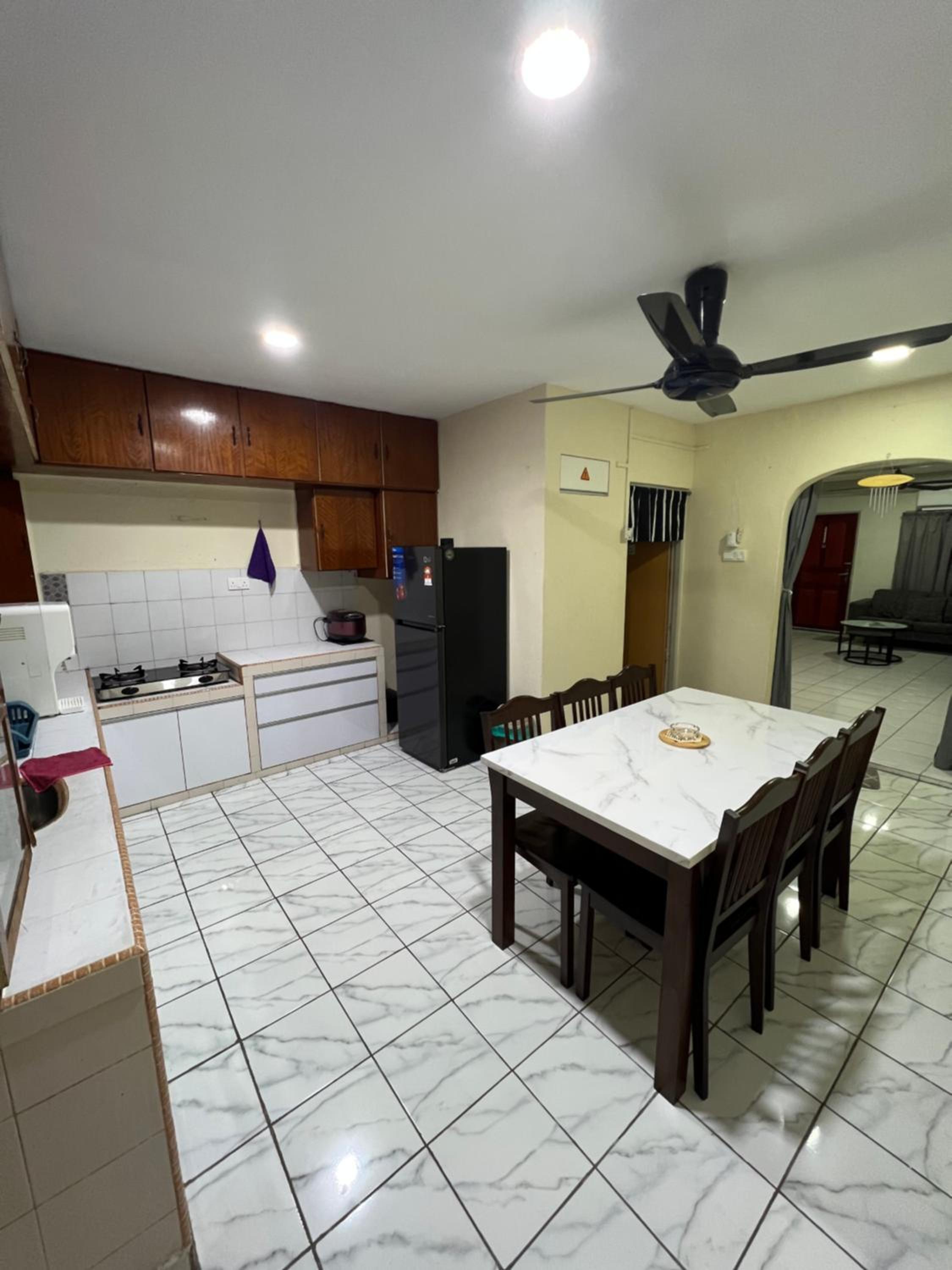 JL Homestay Taman Pertama Satu photo 6