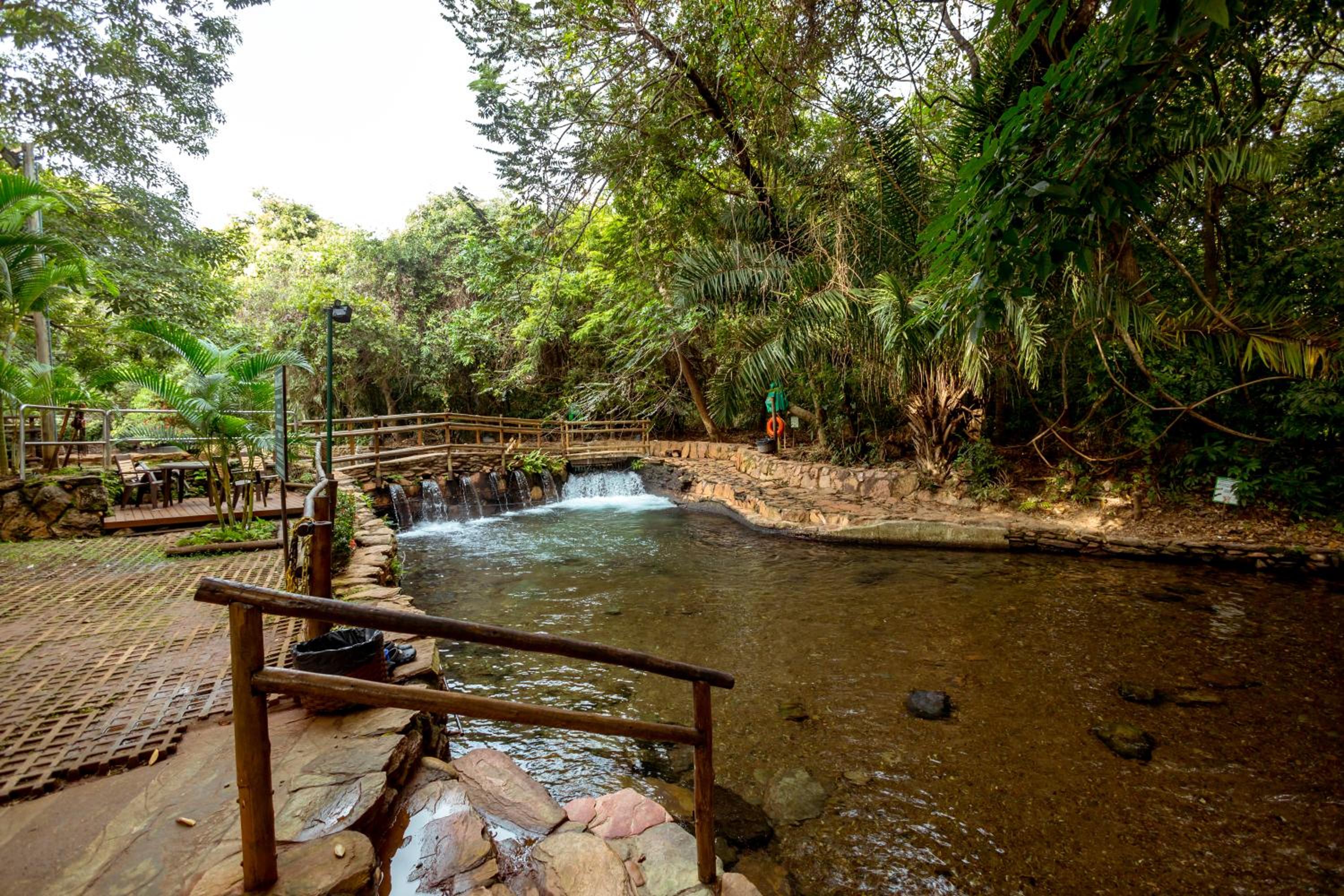 Thermas Paradise - Rio Quente - Apto 2 quartos com Suíte