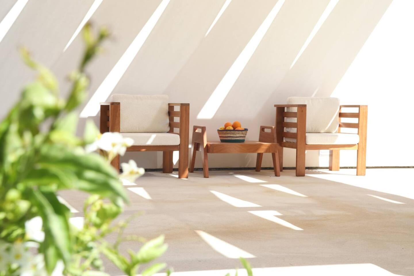 Laranjal Farm House