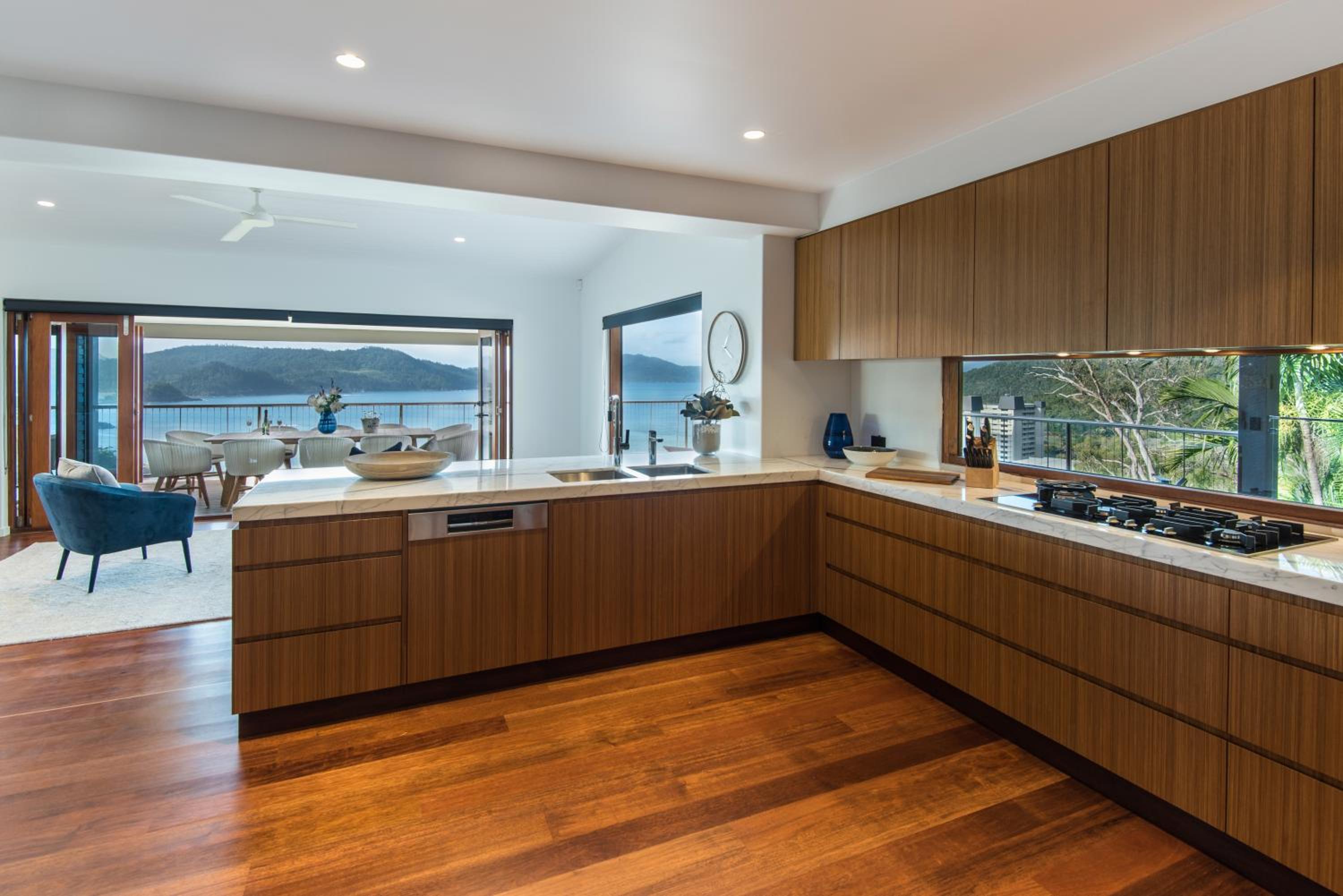 Horizons on Hamilton Island by HIHA
