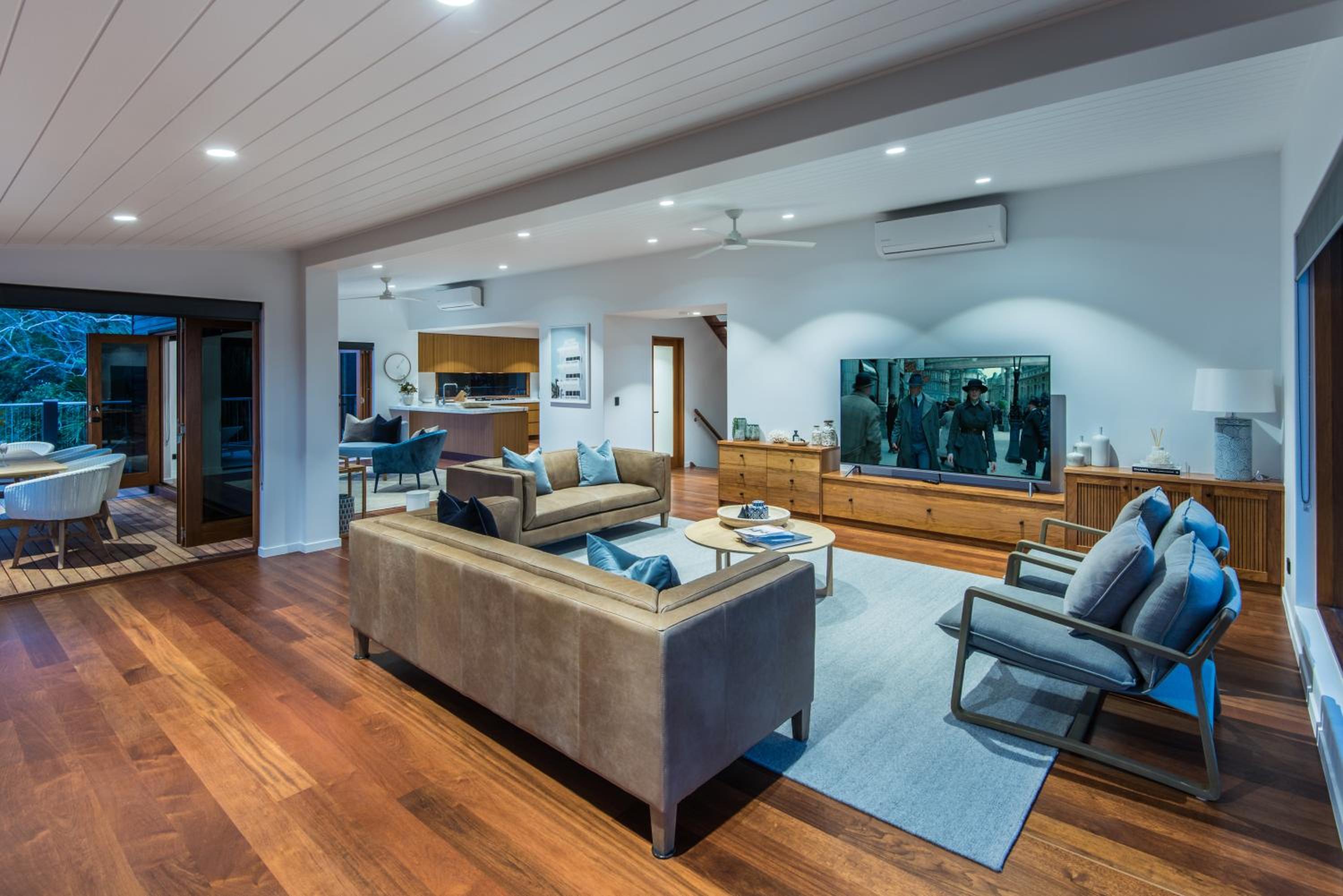Horizons on Hamilton Island by HIHA