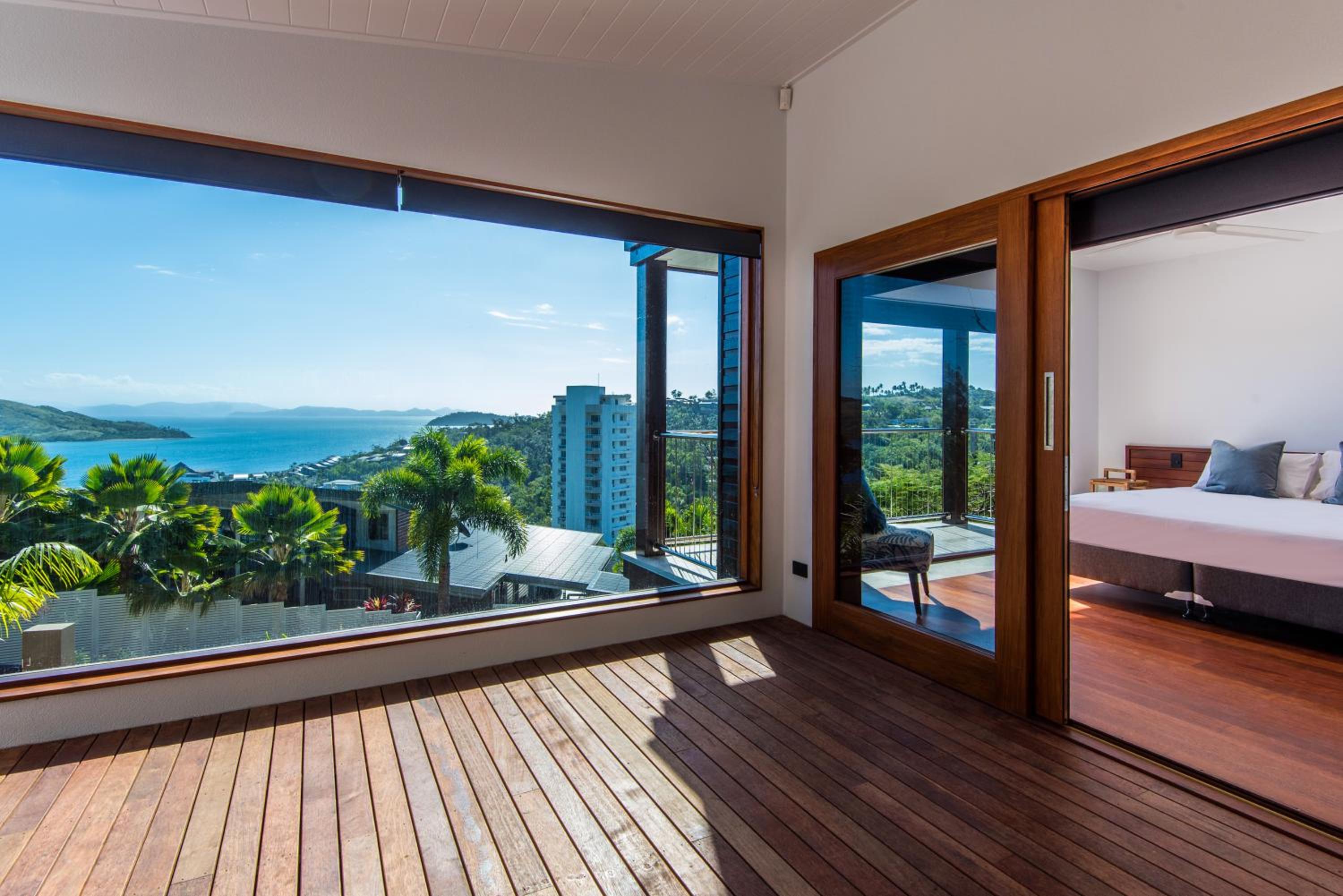 Horizons on Hamilton Island by HIHA