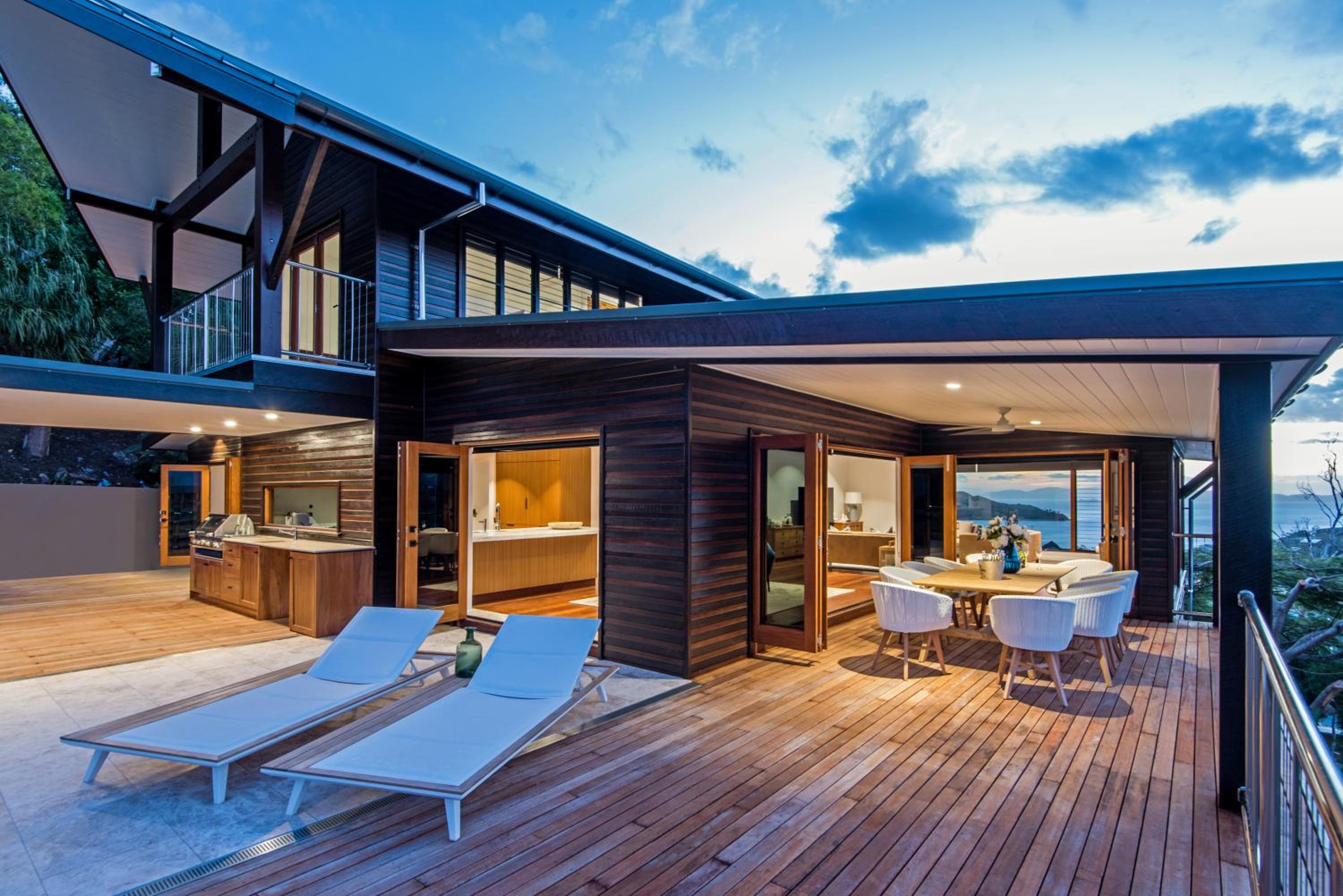 Horizons on Hamilton Island by HIHA