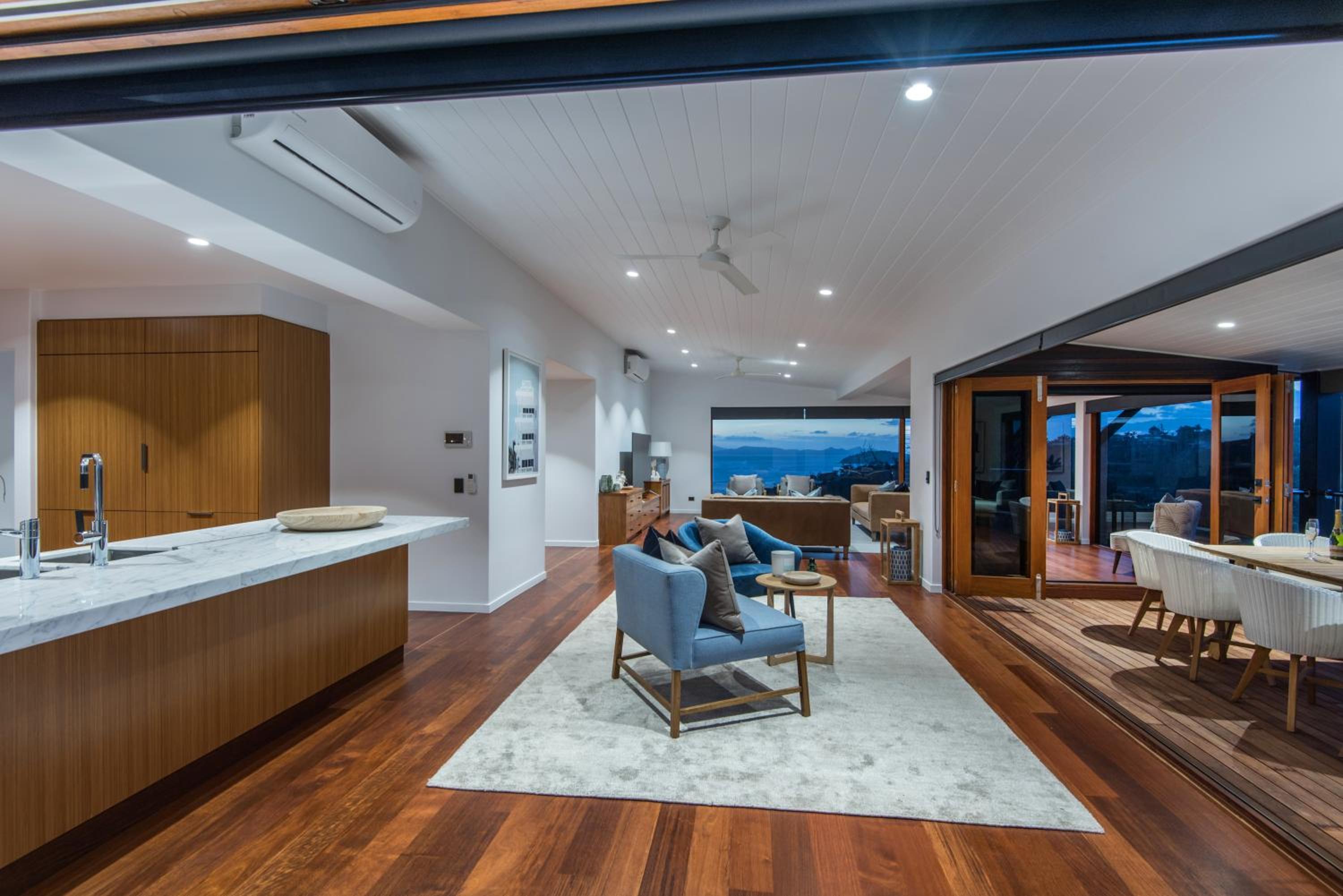 Horizons on Hamilton Island by HIHA