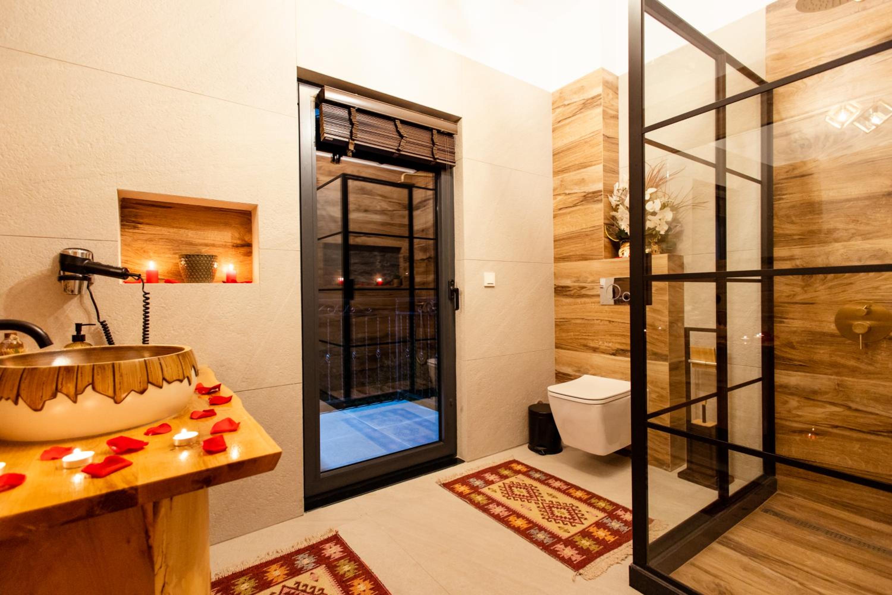 COUNTRYSIDE VILLA