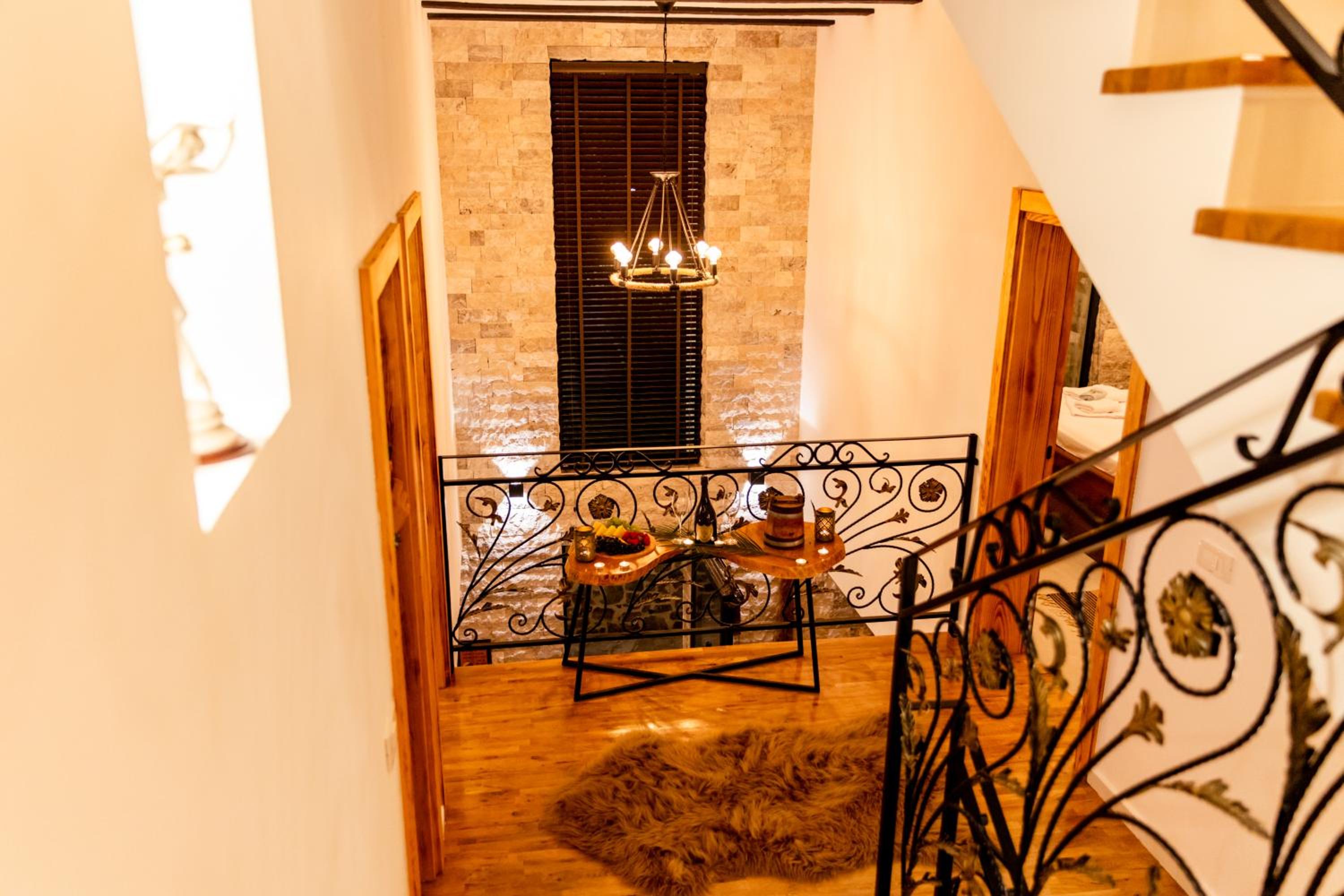COUNTRYSIDE VILLA