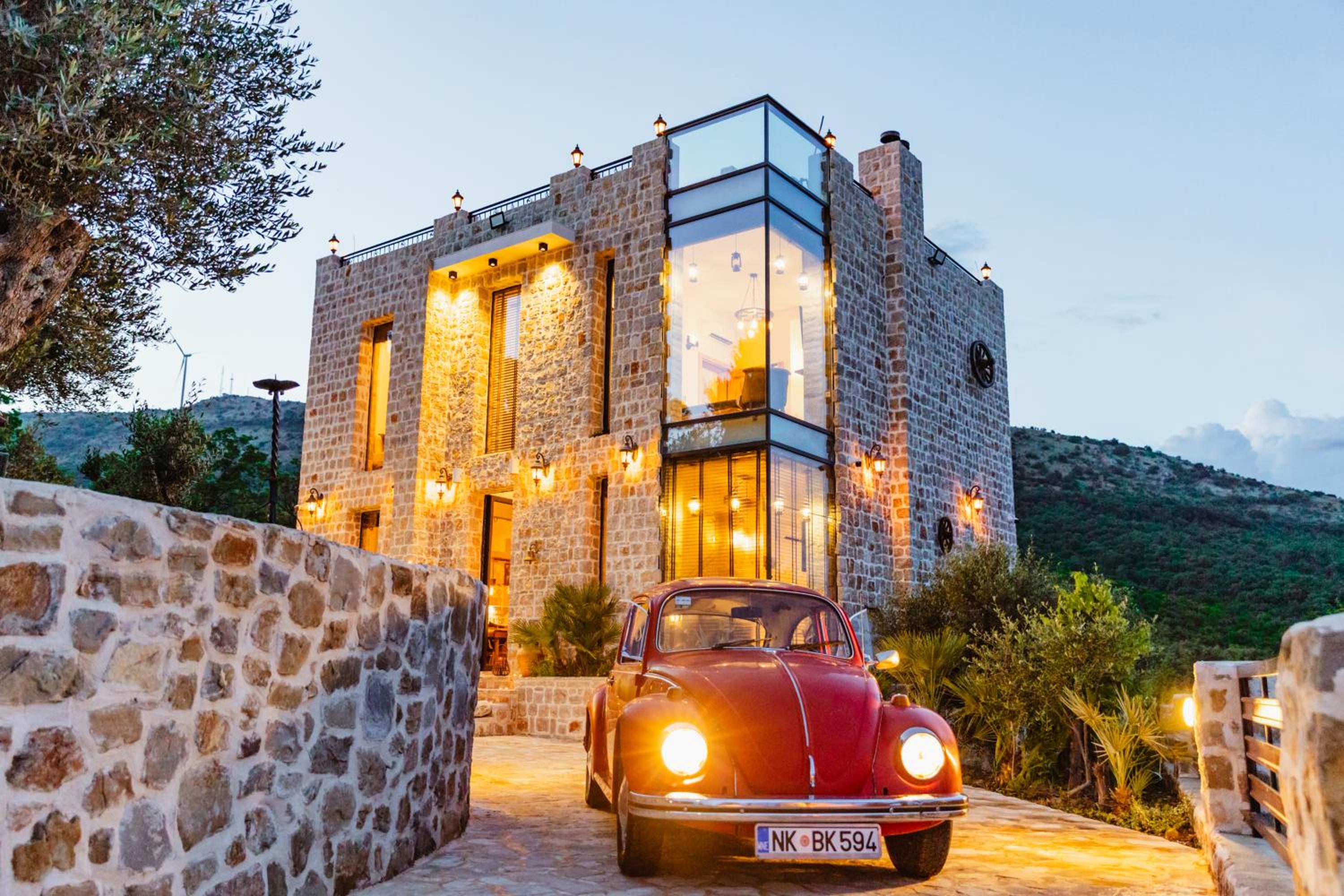 COUNTRYSIDE VILLA