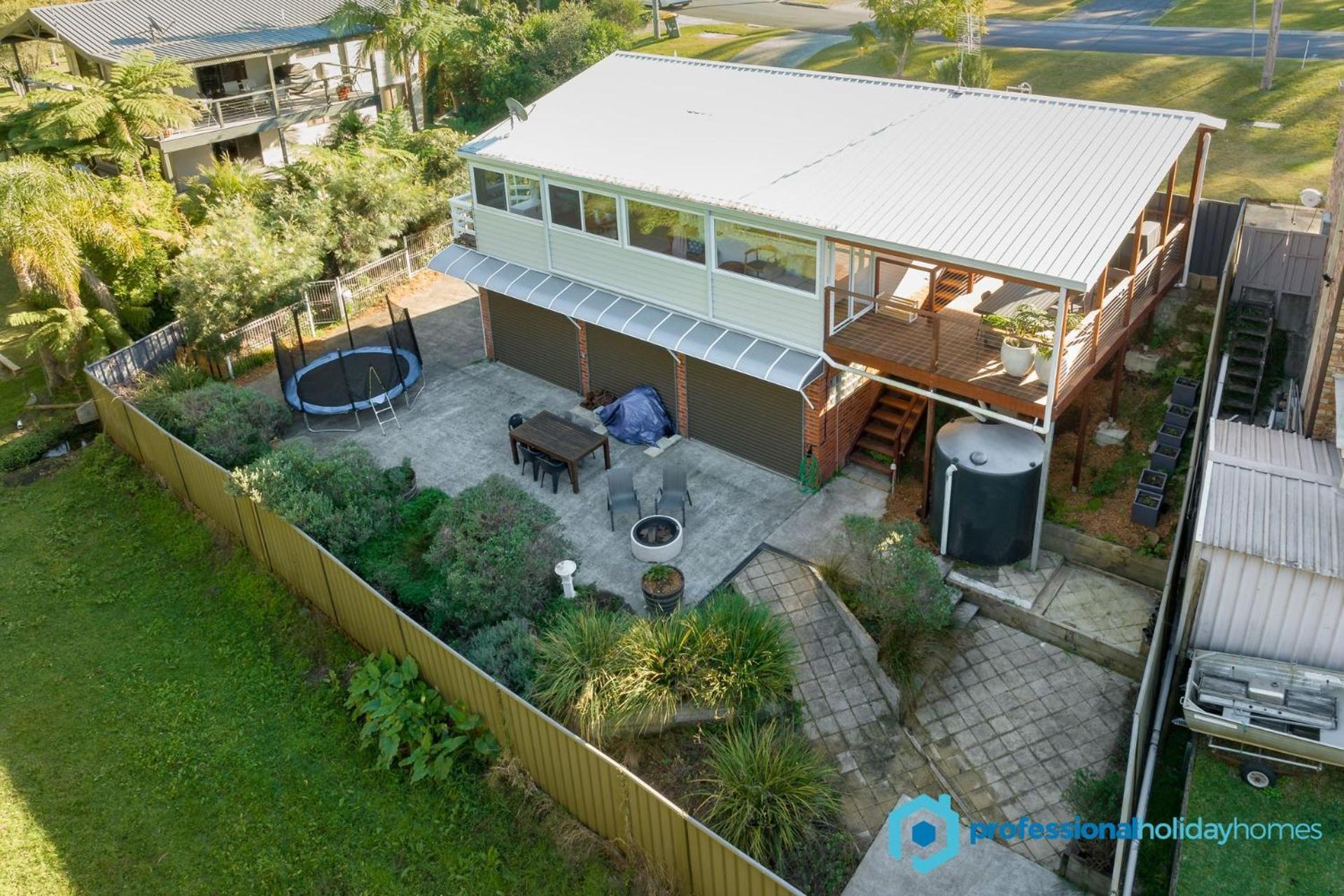 Reflections Pet Friendly Waterfront