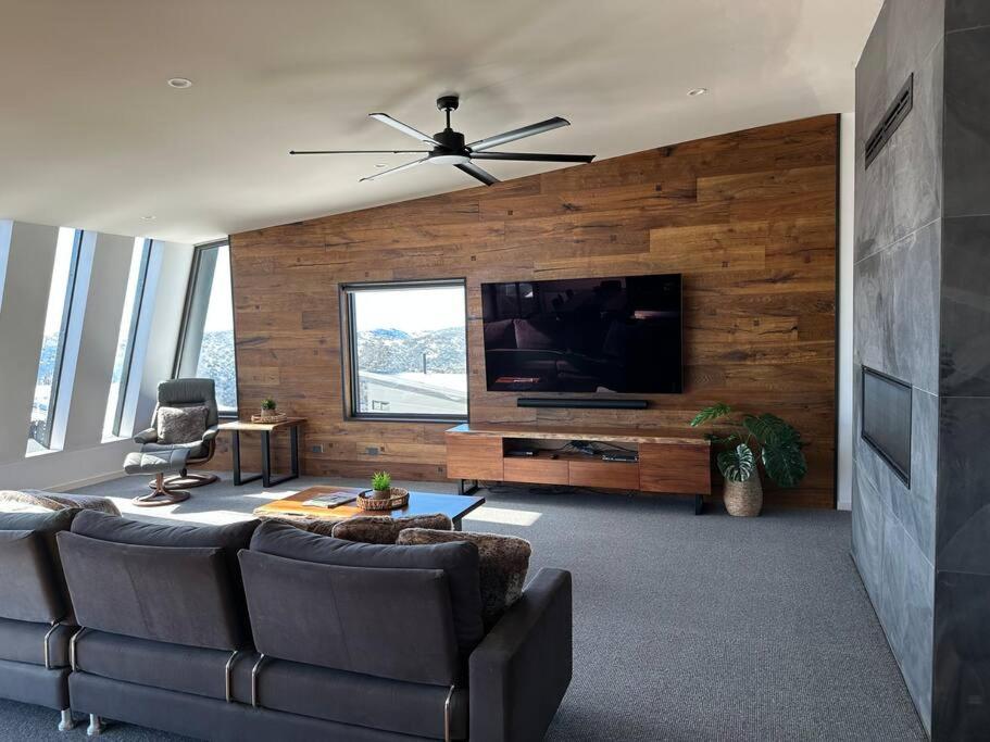 Burramungee Luxurious Alpine Retreat Mt Hotham