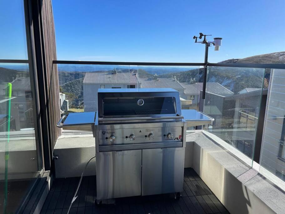 Burramungee Luxurious Alpine Retreat Mt Hotham