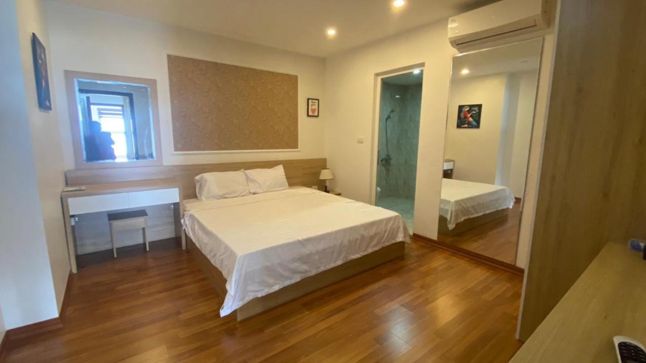 Sweet Home Halong Bay View