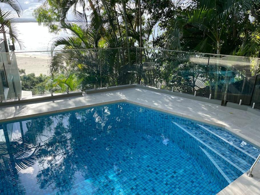 Hastings Park: Lavish Ocean Vista Luxury