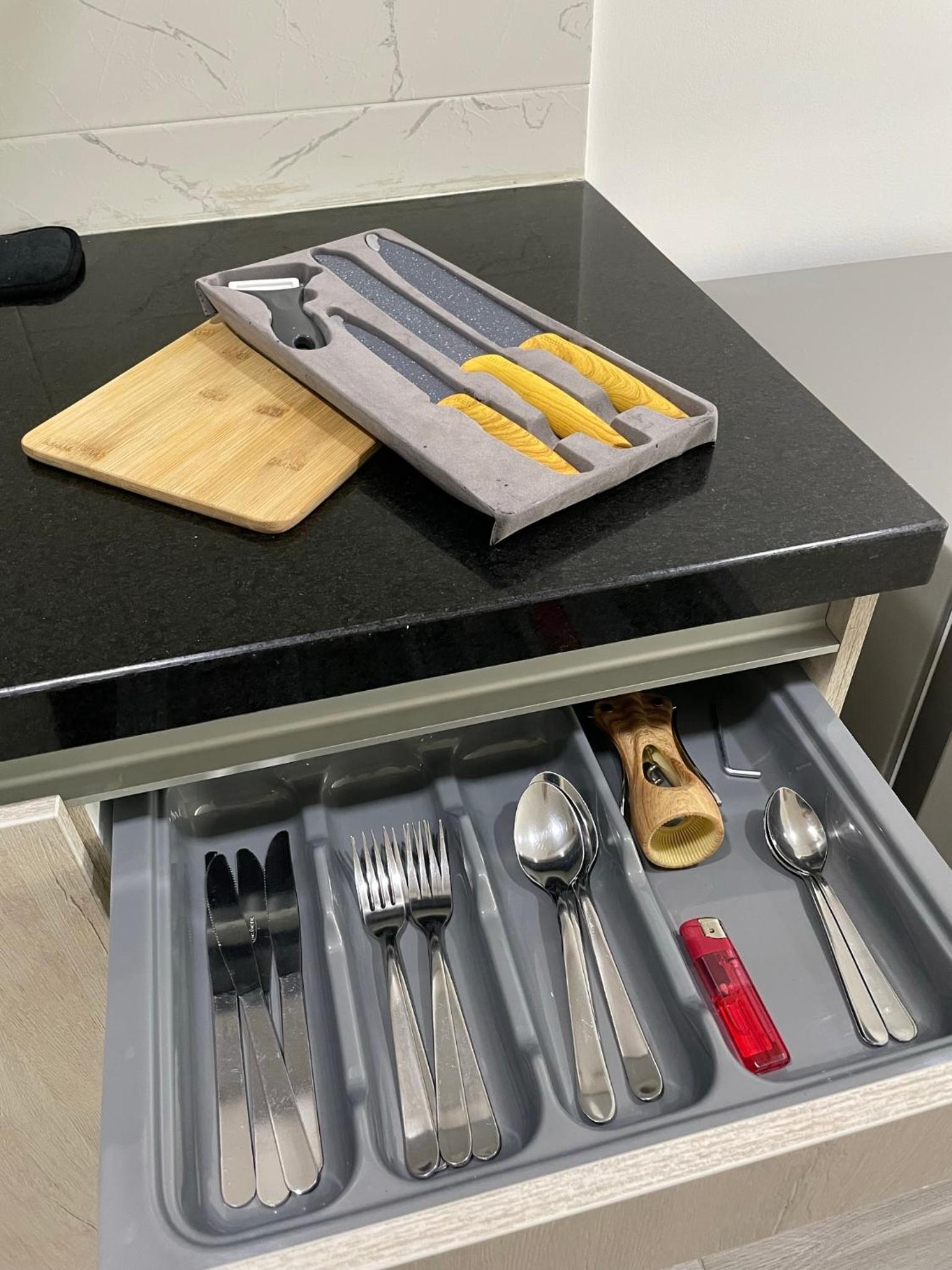 Hermoso apartamento con terraza, excelente ubicación cerca al centro de la ciudad view 3