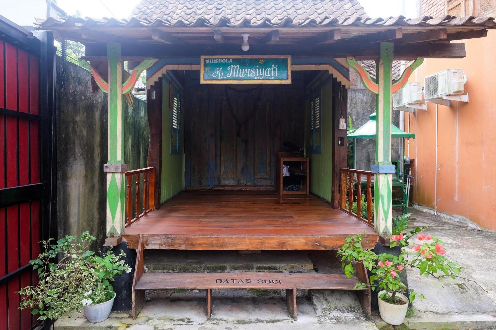 RedDoorz Syariah near Akmil Magelang, Magelang - 21