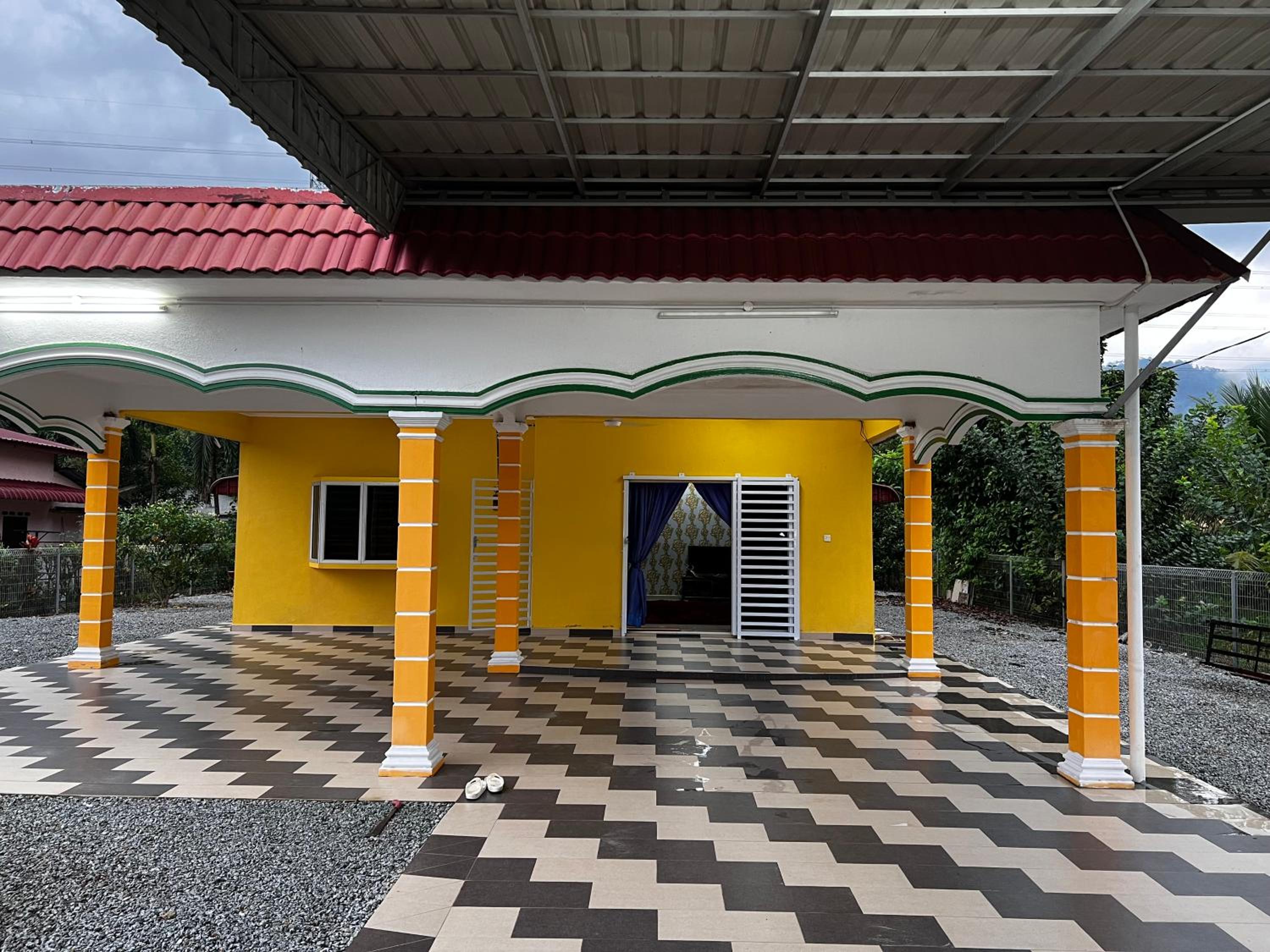 VINDRA HOMESTAY