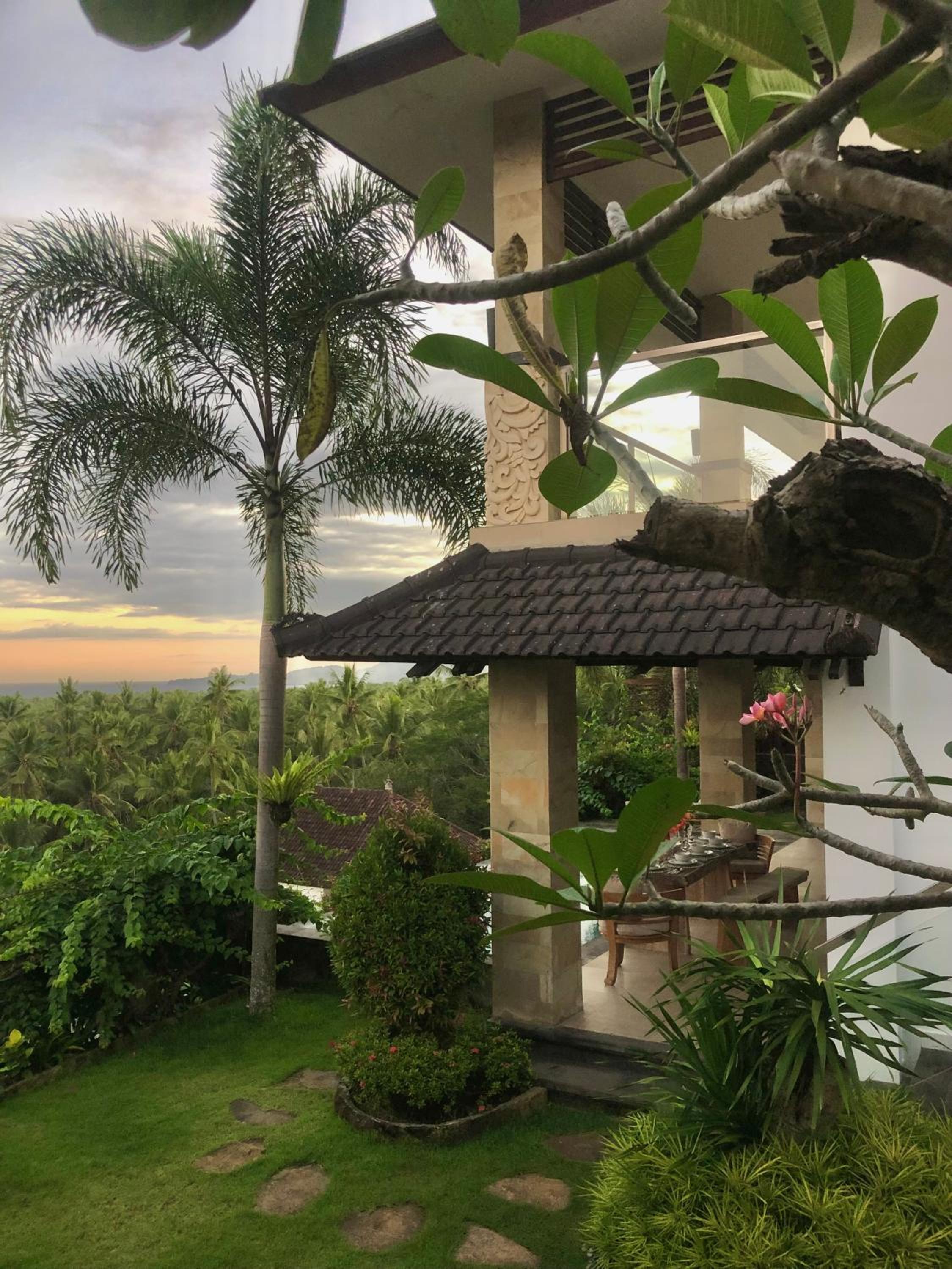 Maya Villa